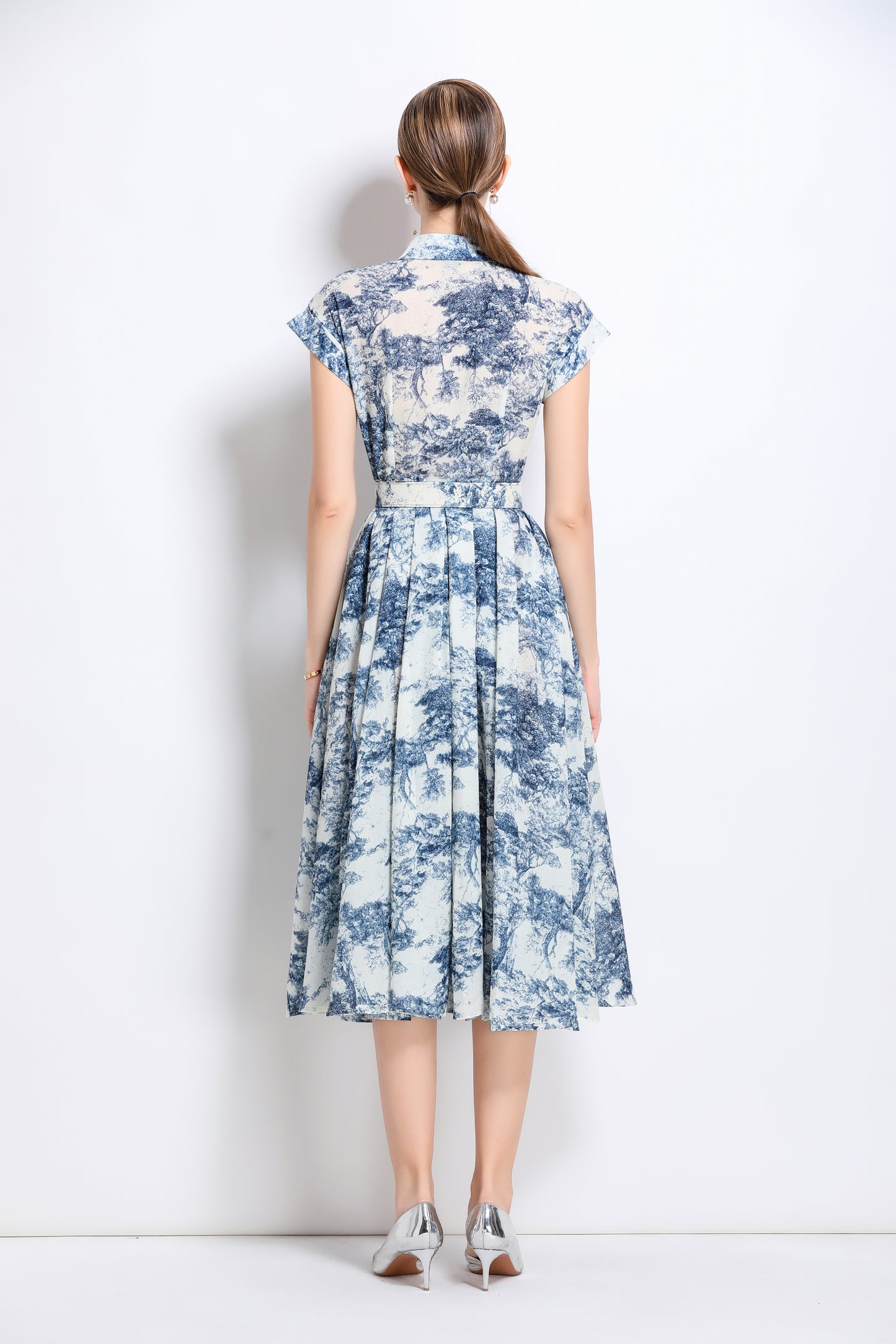 Women's Short Sleeves Collar Printed Buttons Midi Dress