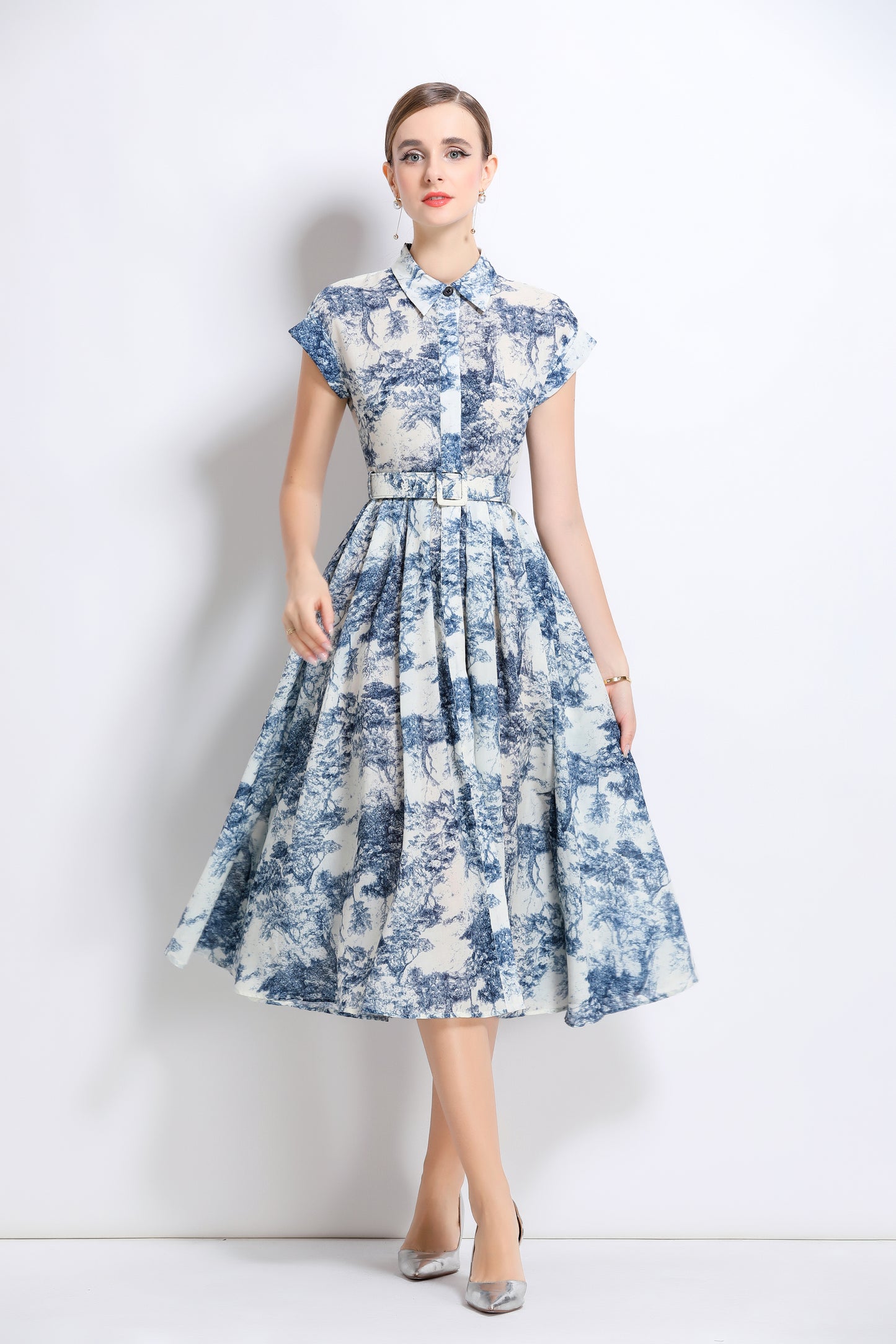 Women's Short Sleeves Collar Printed Buttons Midi Dress