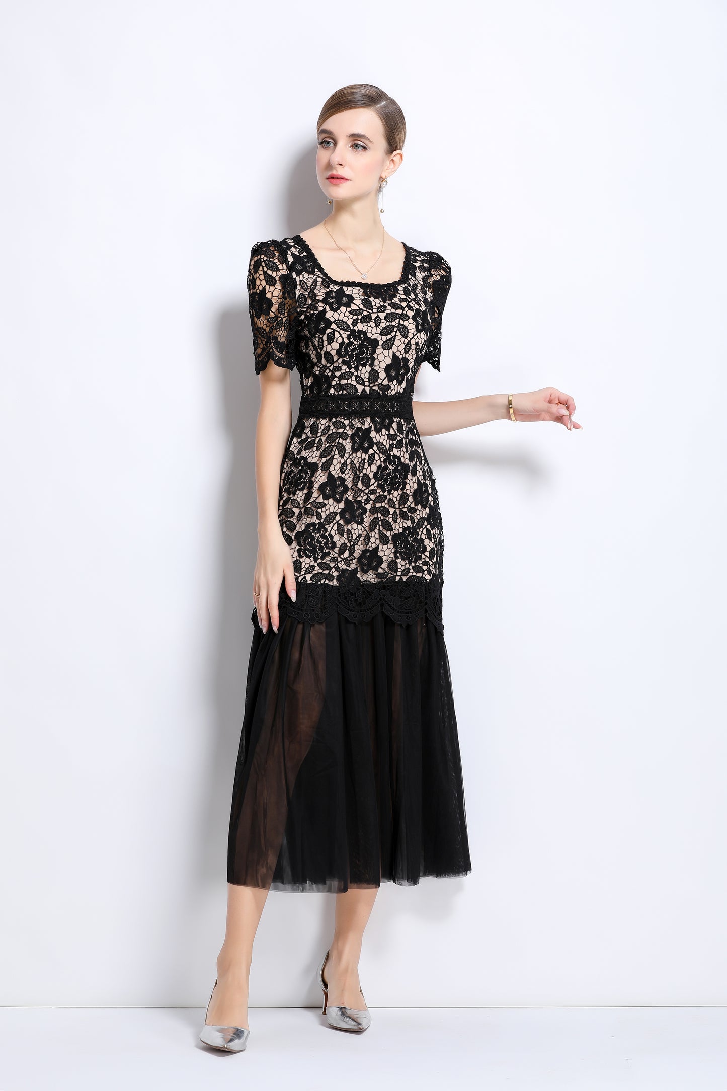 Elegant Feminine Black Square Collar Lace&Mesh Midi Dress