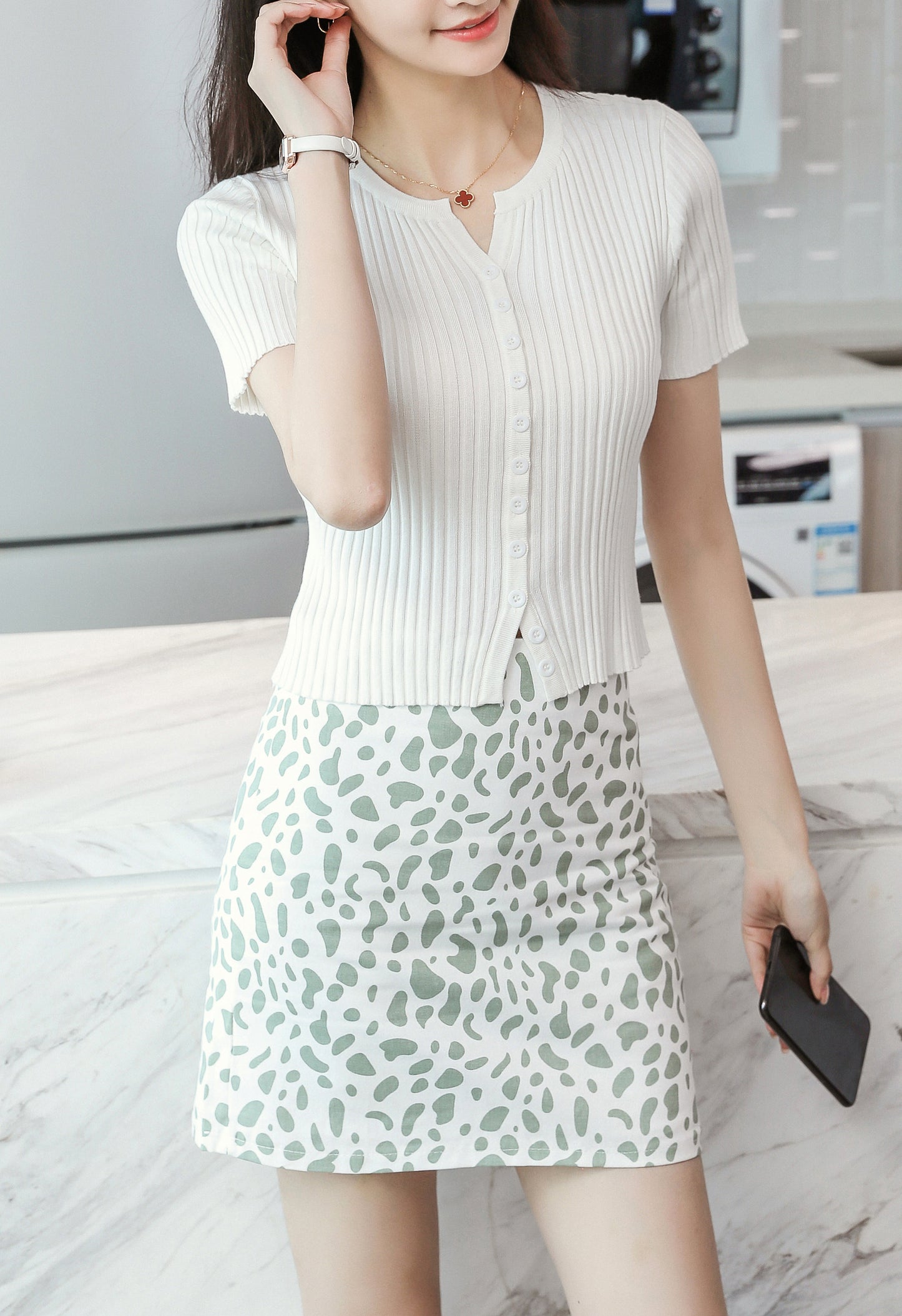 Women's V-Neck Knitted Thin Tops Ribbed Shirt