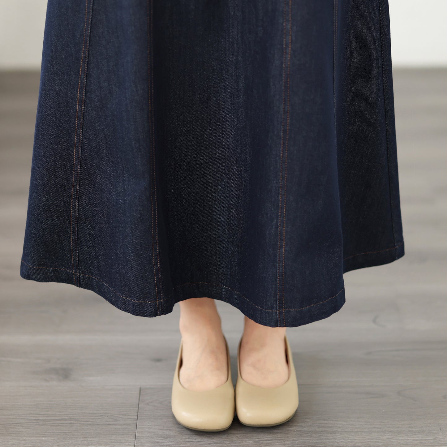 Bow Waist Denim Midi Skirt – Dark Wash Quiet Luxury Skirt