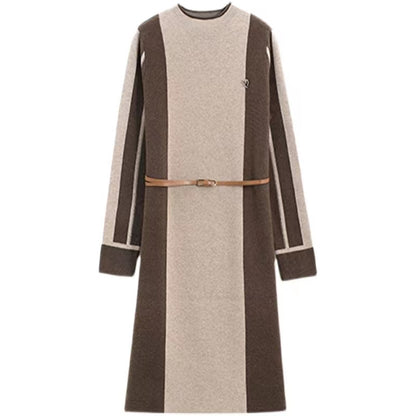 Elegant Two-Tone Knit Midi Dress – Timeless Autumn/Winter Style