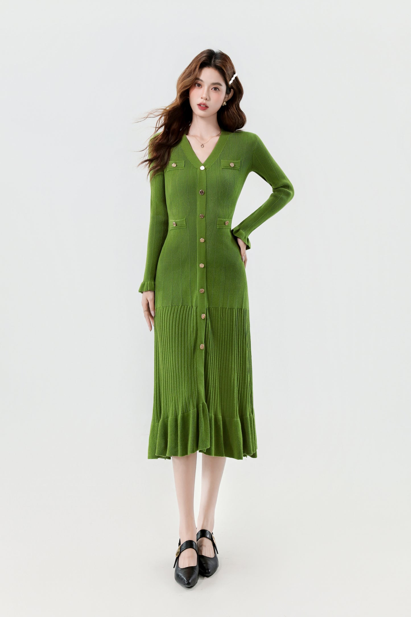 Women's V-Neck Sweater Knit Fishtail Hem Midi Dress