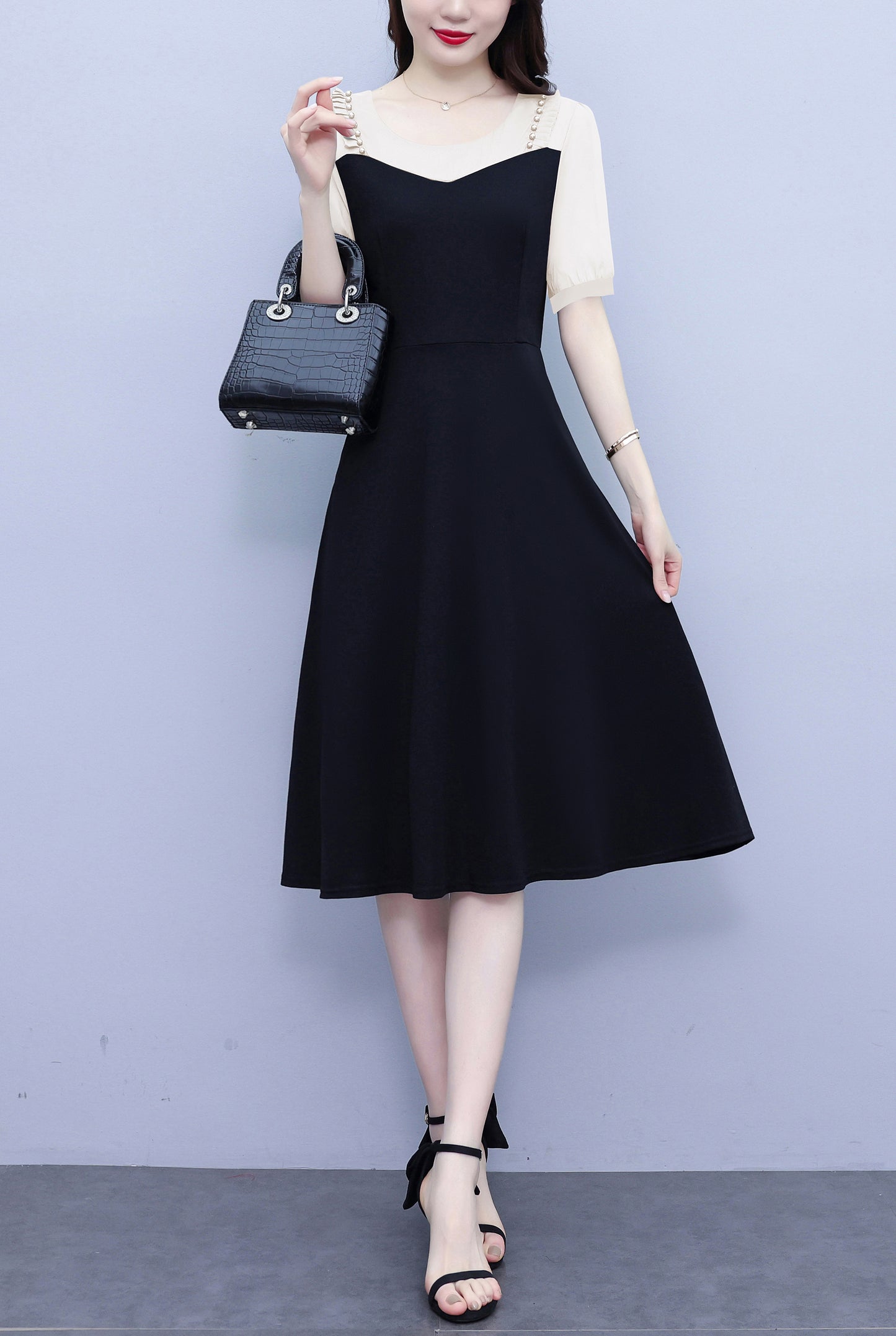 Women's Short Sleeve Pocket A-line Stretch Midi Dress