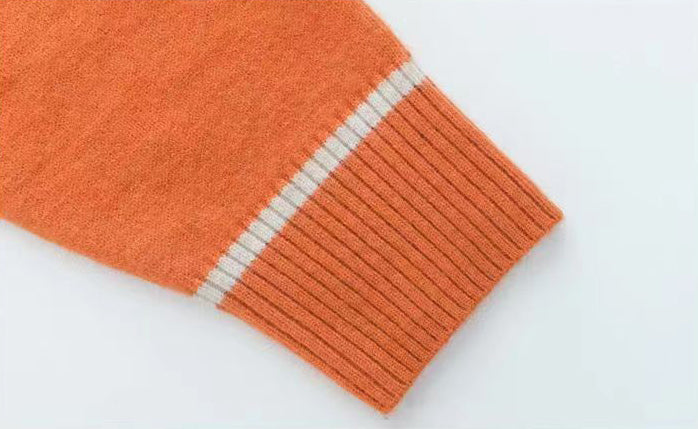 Chic Contrast Collar Knit Sweater - Elegant V-Neck Pullover