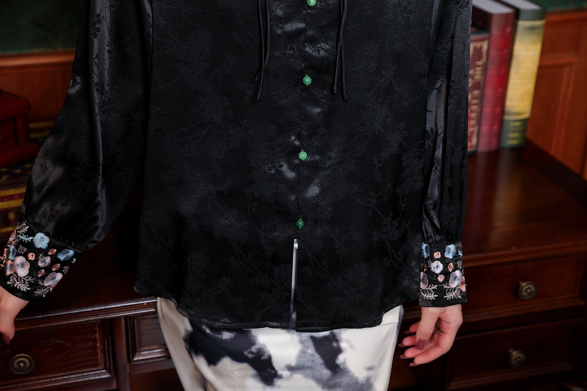 Women's Chinese Style Silk Satin Jacquard  Shirt - LAI MENG FIVE CATS
