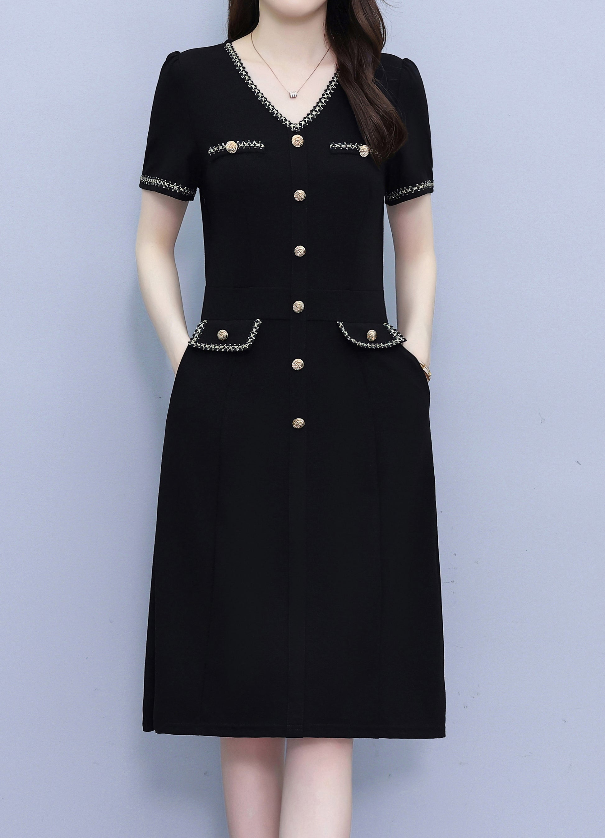 Elegant Black Midi Dress with Gold Details LAI MENG FIVE CATS Elegant Black Midi Dress with Gold Details LAI MENG FIVE CATS