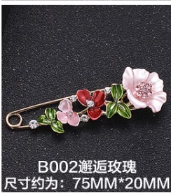 Handmade Brooch Pins for Women Girl Christmas Party Birthday Fashionable Gifts for New Year