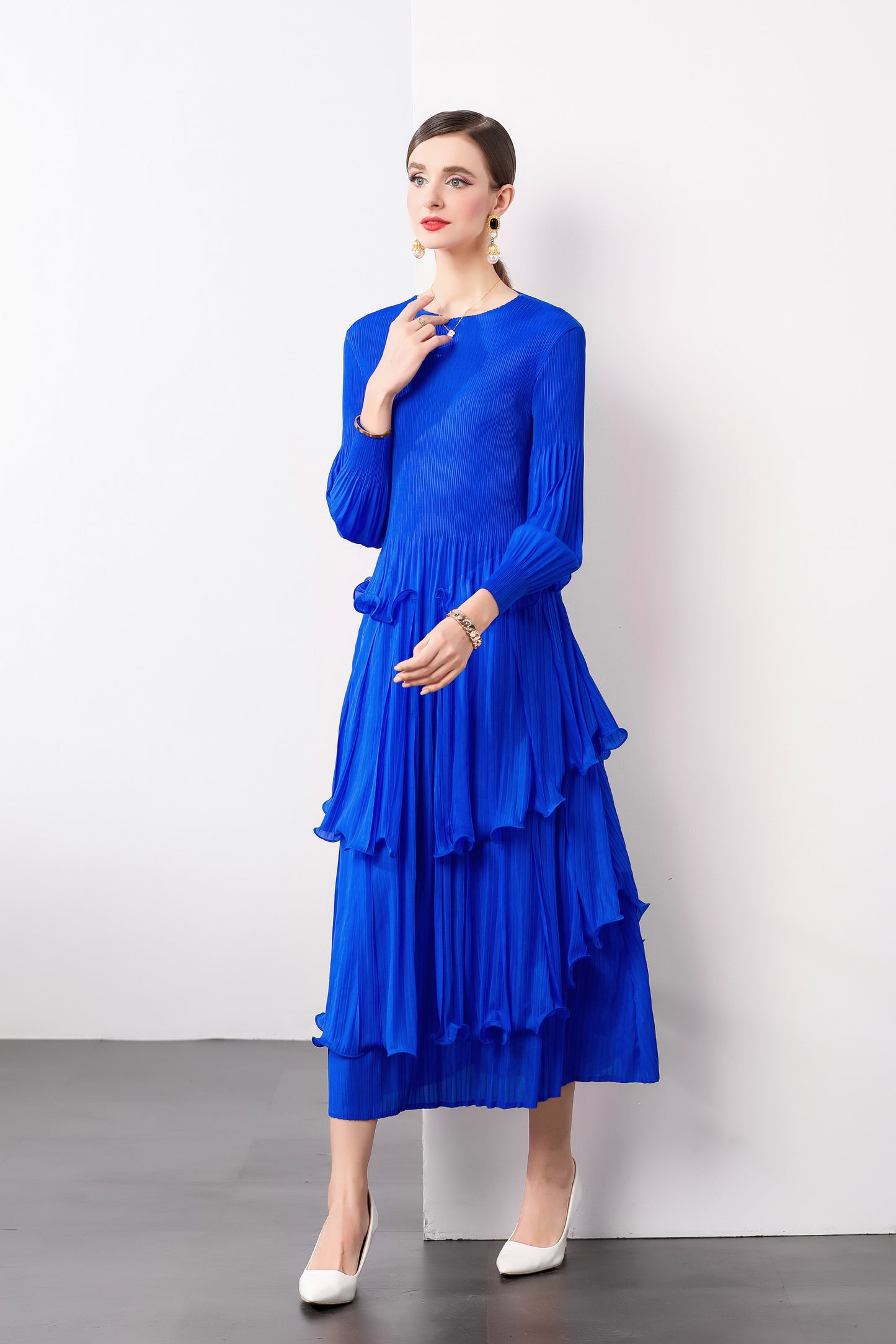 Women's Pleated Elastic Layered Hem Midi Dress