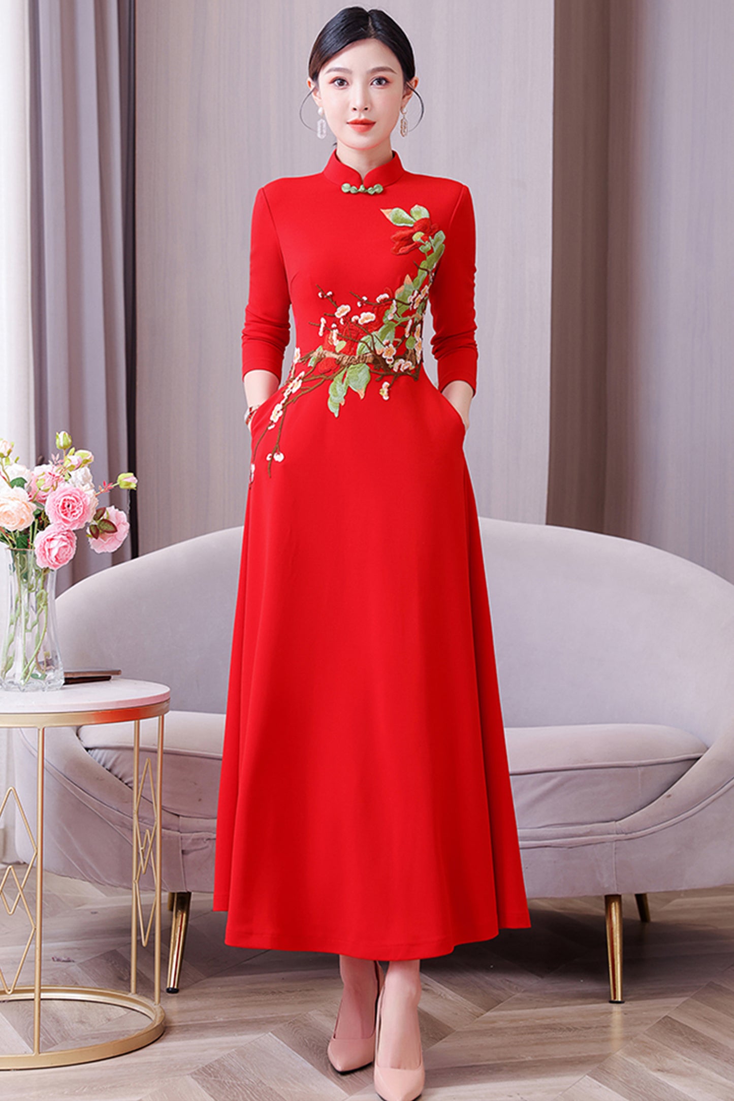 Women's Classic Embroidered Cheongsam Maxi Dress