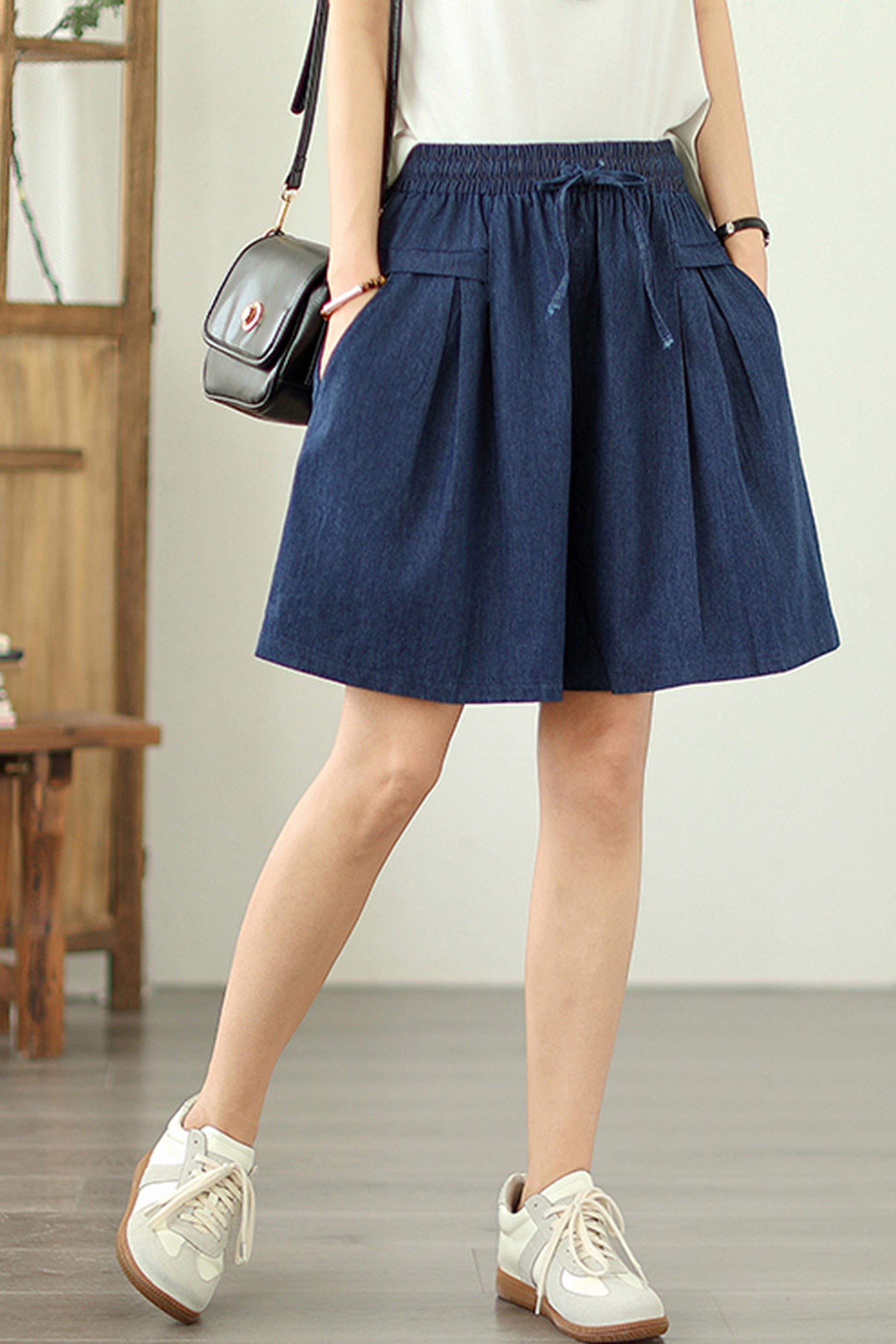 Women's High Waisted Baggy Jean Wide Leg Denim Shorts - LAI MENG FIVE CATS