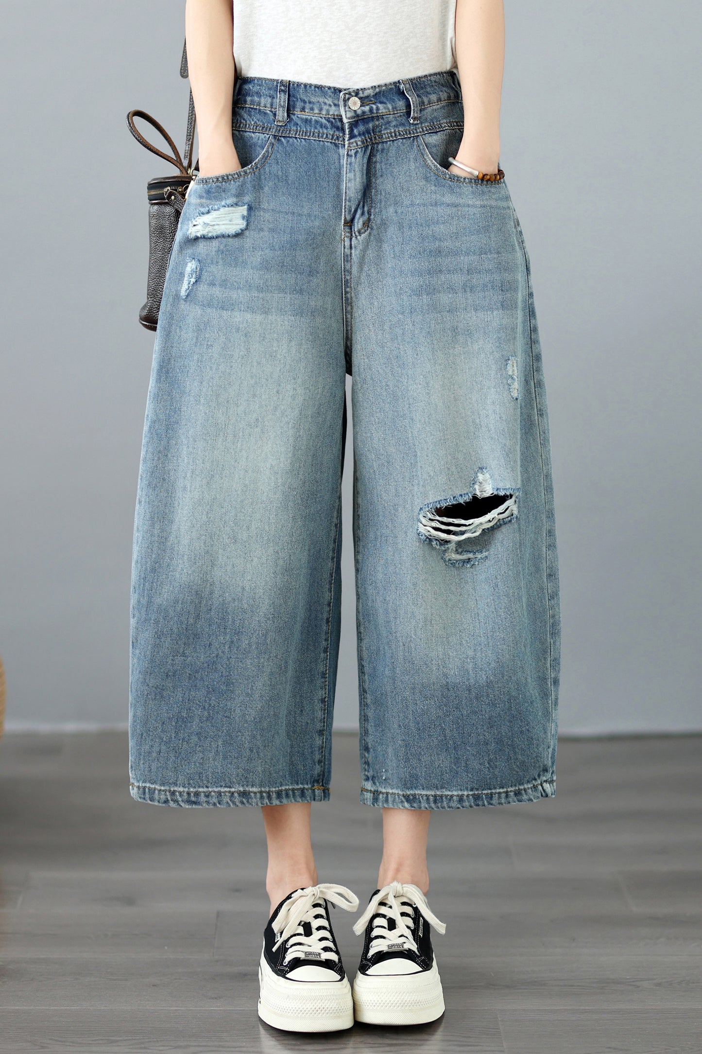 Lightweight Distressed Cropped Wide Leg Jeans