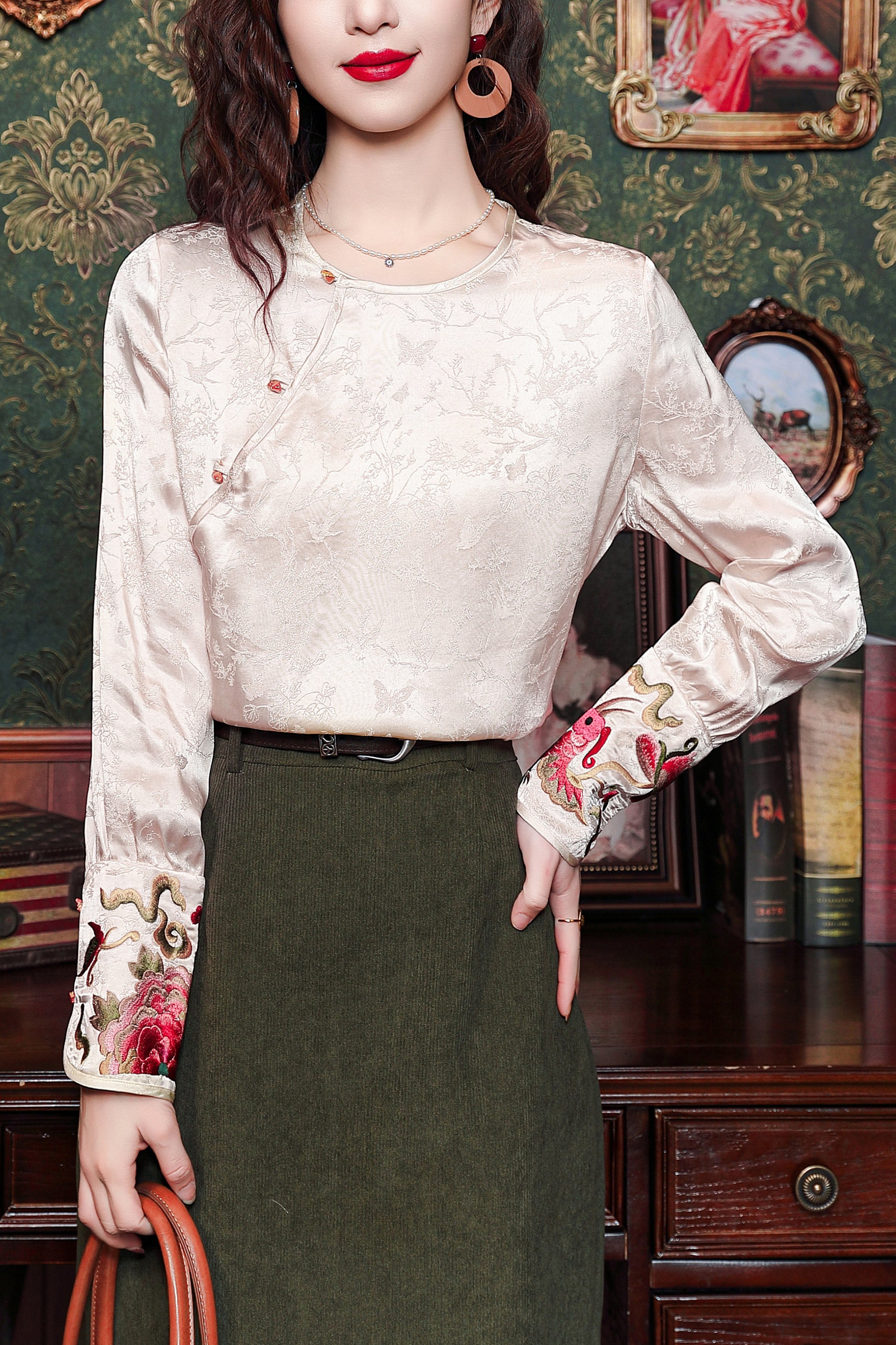 Women's Round Neck Jacquard Embroidery Blouses - LAI MENG FIVE CATS