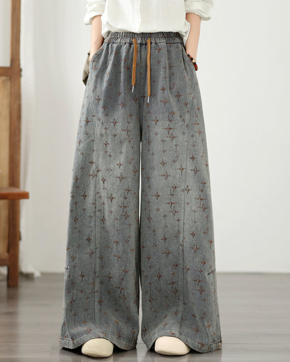 Effortless Chic: Star Pattern Wide-Leg Baggy Jeans