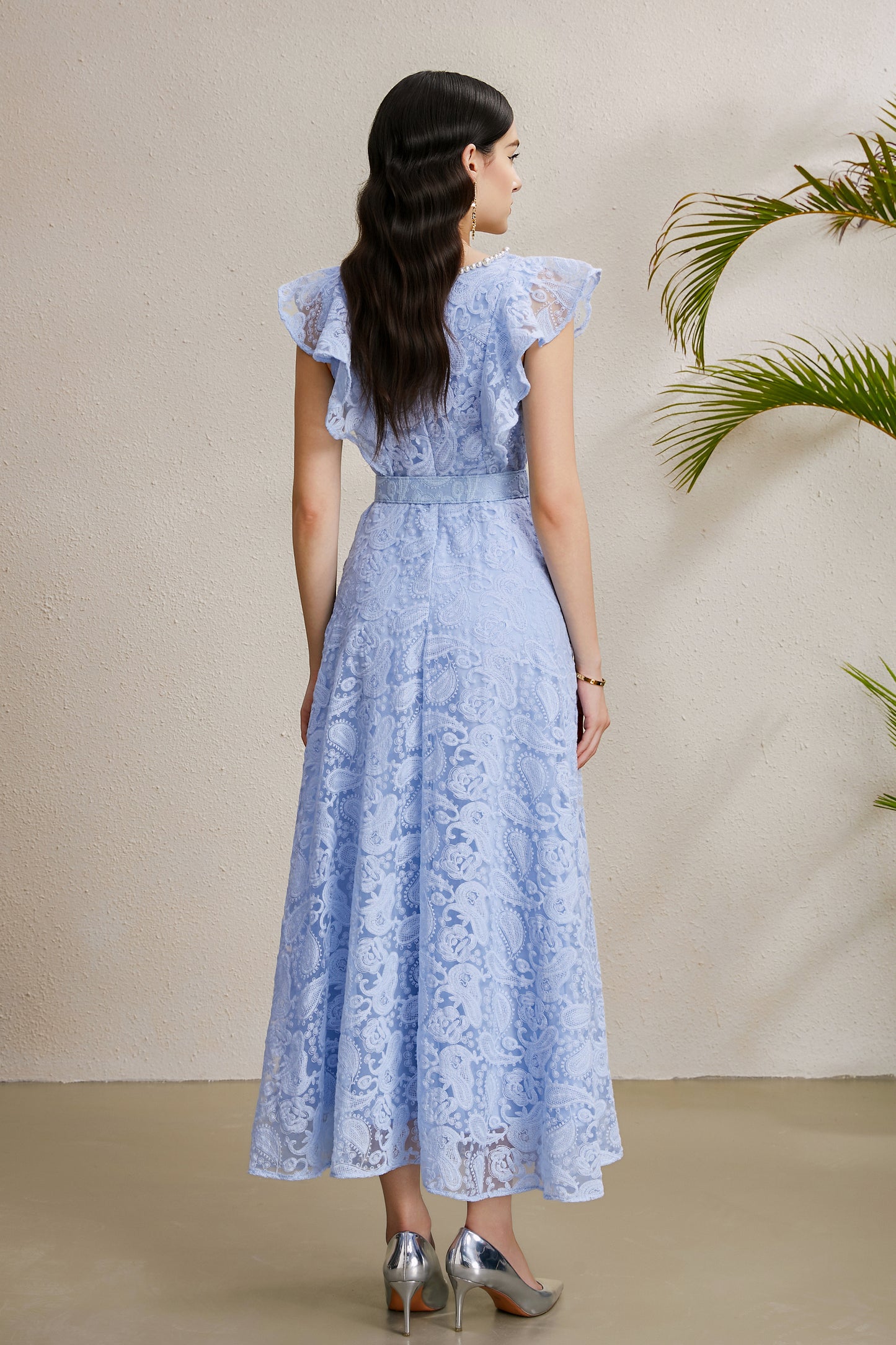 Women's Pearl V-Neck Lace Sleeveless Ruffled Sleeves Maxi Dress