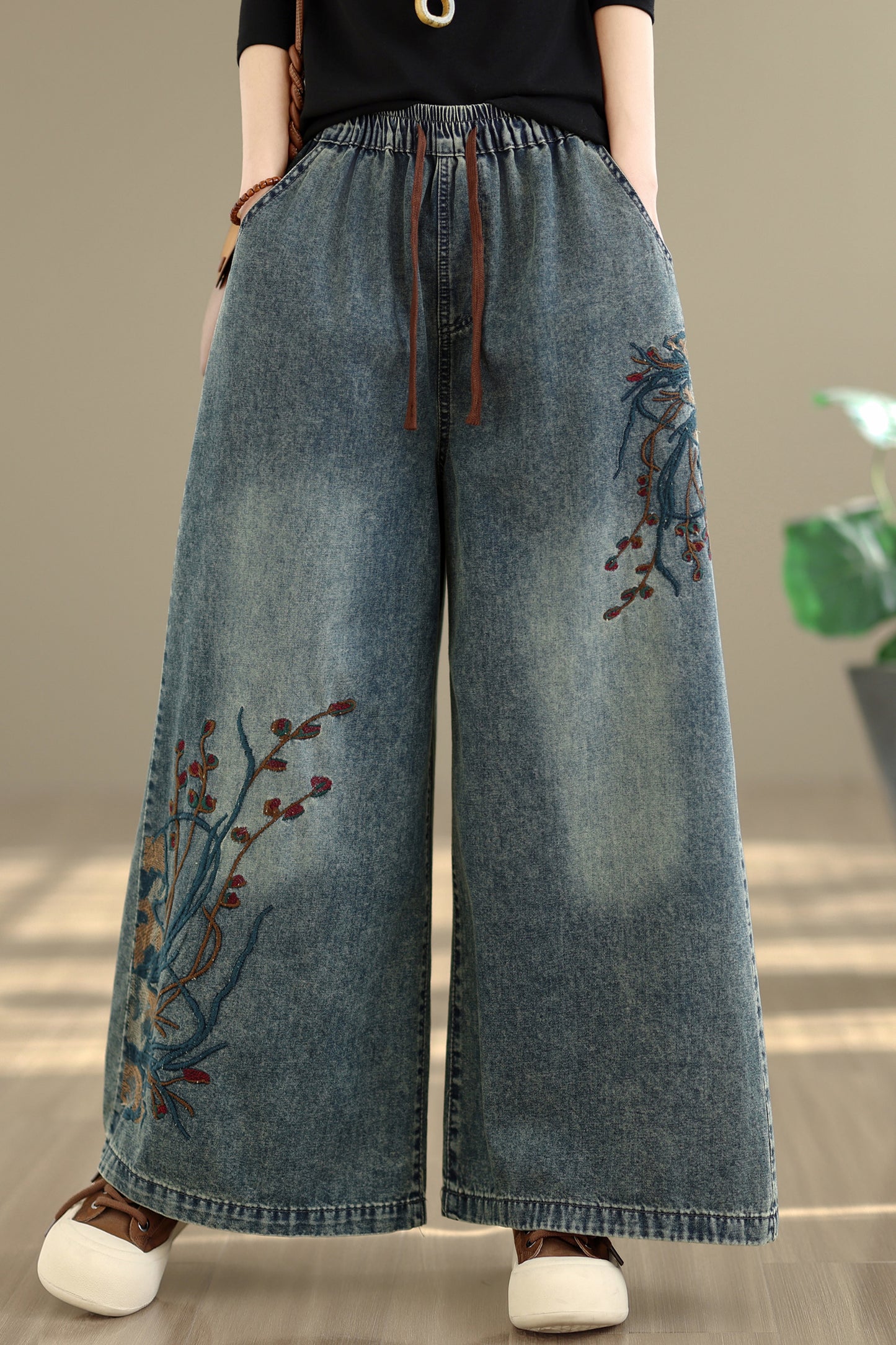 26-Women's Baggy Jeans Embroidery Wide Leg Denim - LAI MENG FIVE CATS