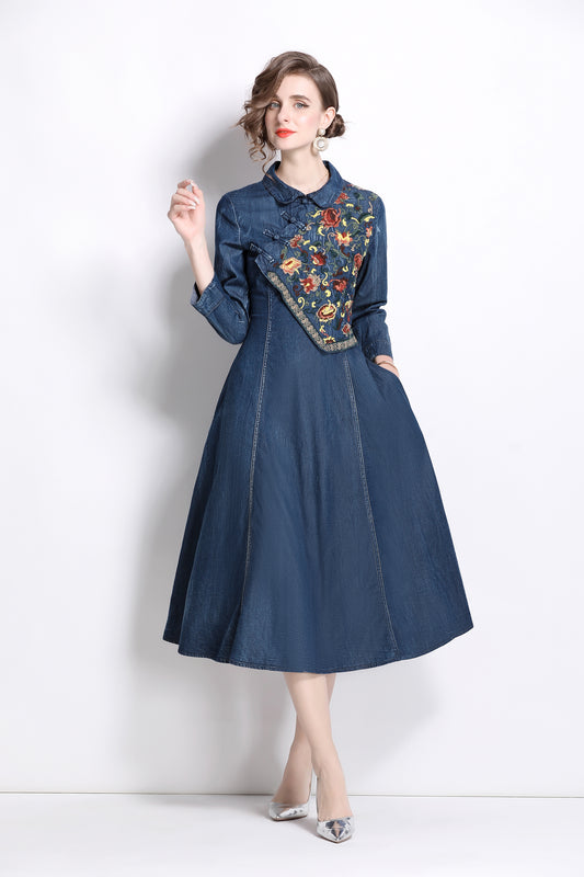 Women's vintage embroidered pocket denim midi dress