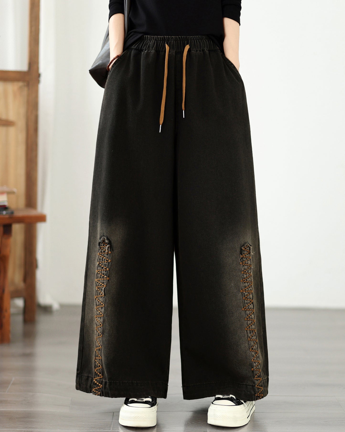 Vintage Washed Wide-Leg Jeans with Boho Embroidery