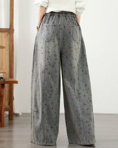 Effortless Chic: Star Pattern Wide-Leg Baggy Jeans