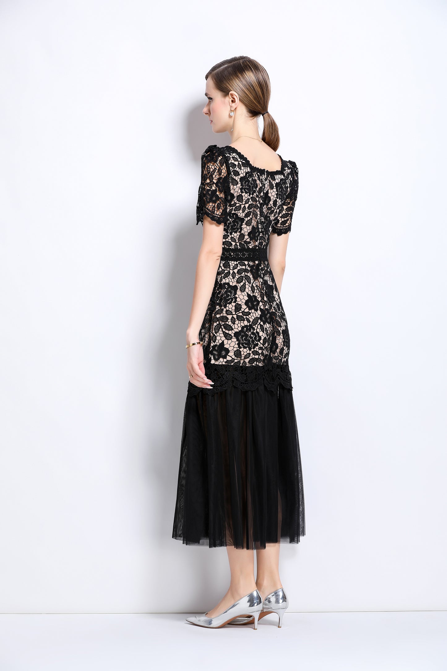 Elegant Feminine Black Square Collar Lace&Mesh Midi Dress