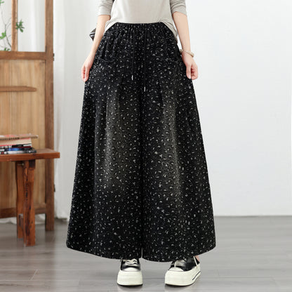 Effortless Chic High-Waist Floral Denim Wide-Leg Trousers