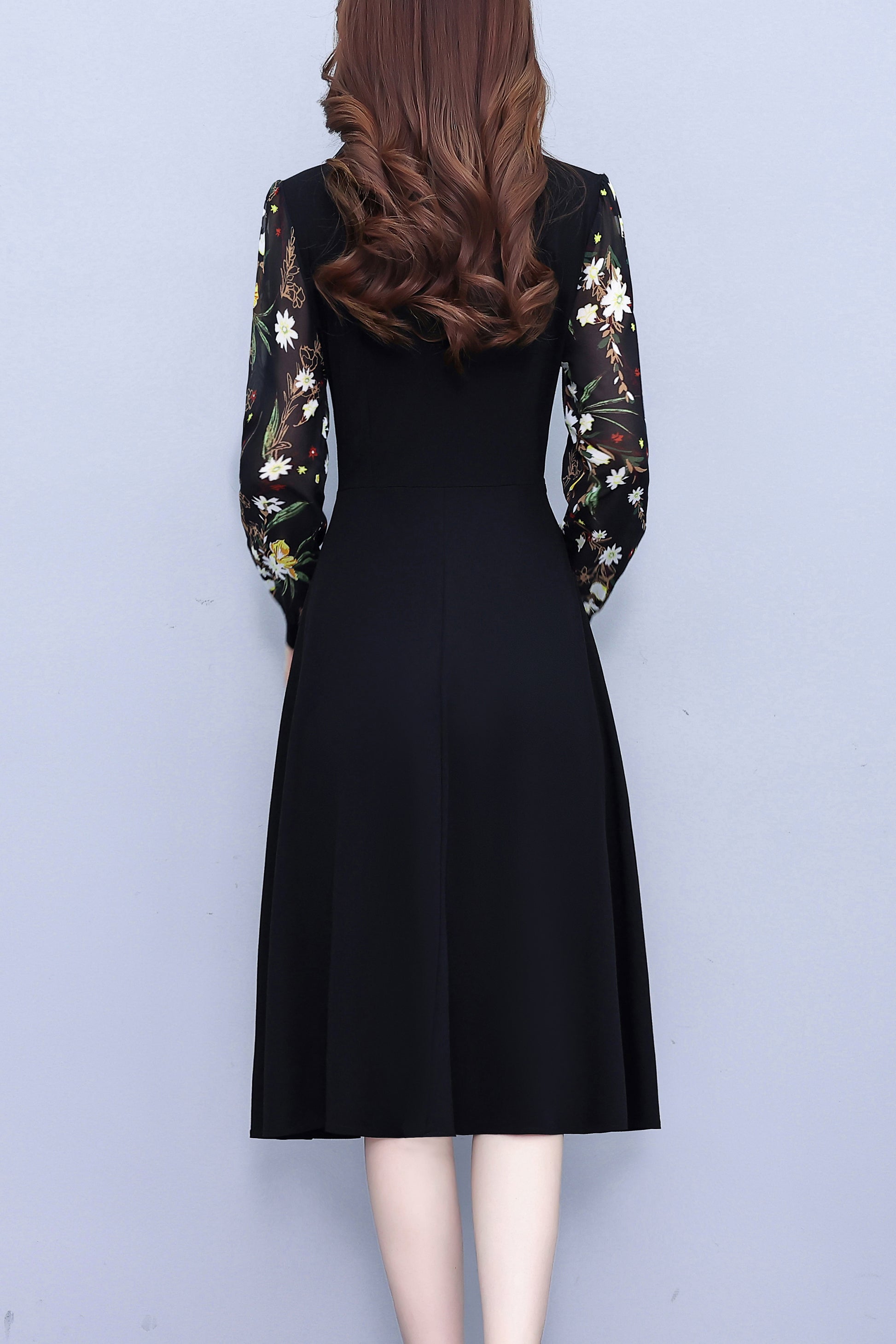 Women's V-Neck Long Sleeve with Pockets Black Dress - LAI MENG FIVE CATS