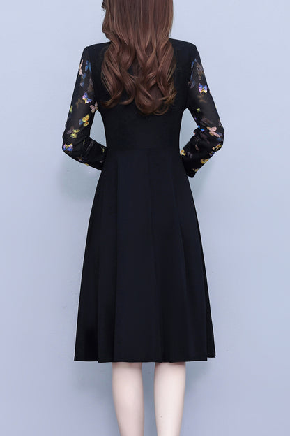 Women's V-Neck Long Sleeve Floral Print Black Dress