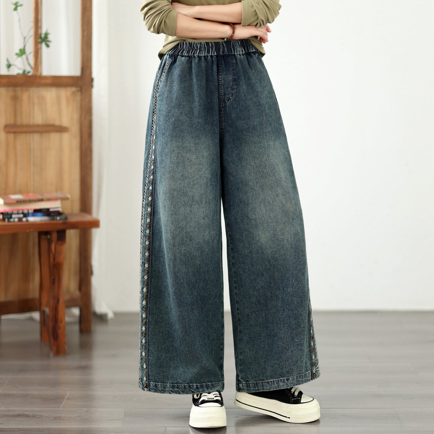 Vintage Embroidered Wide Leg Jeans with Elastic Waist Denim Pants