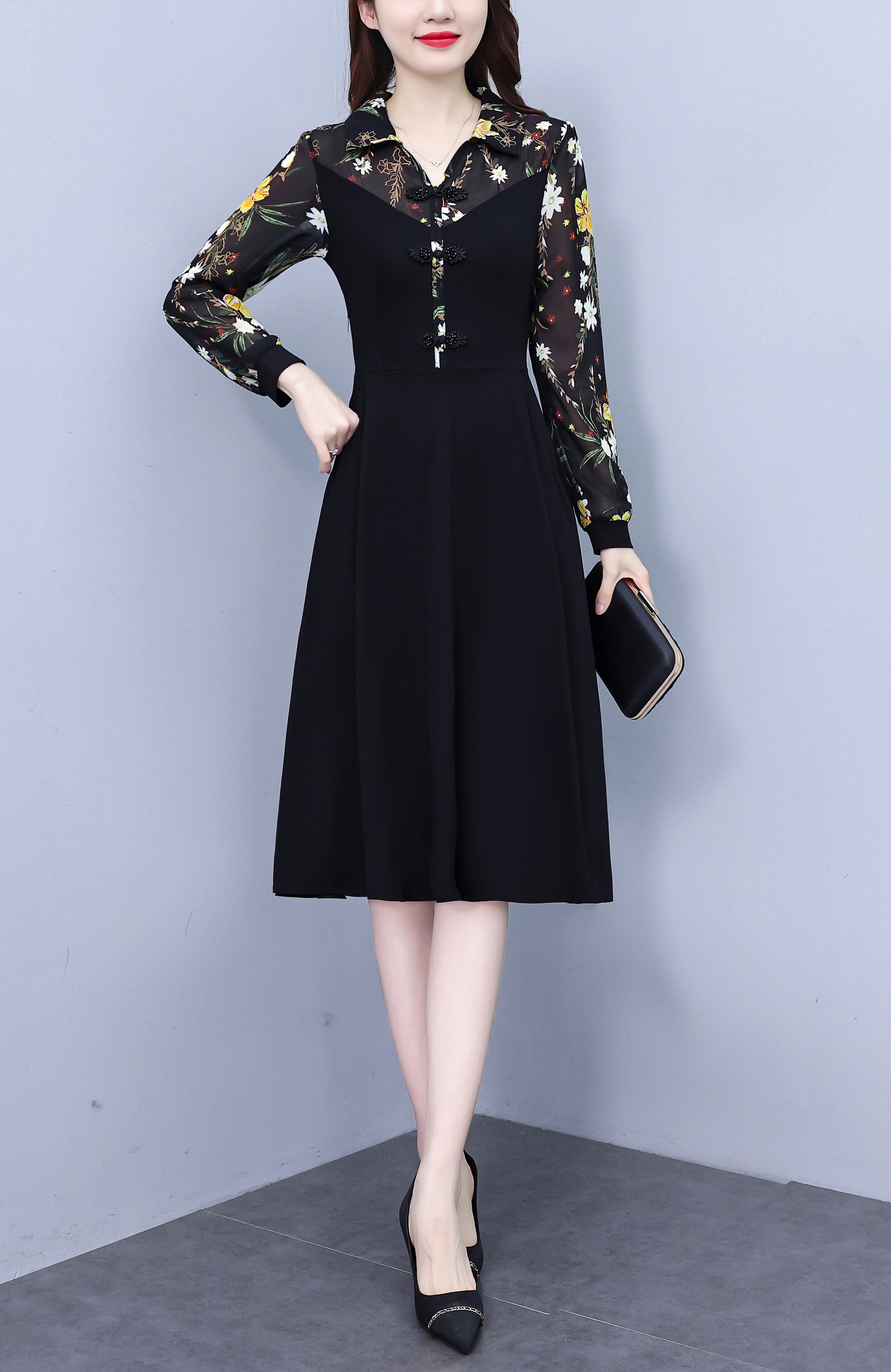 Women's V-Neck Long Sleeve with Pockets Black Dress - LAI MENG FIVE CATS