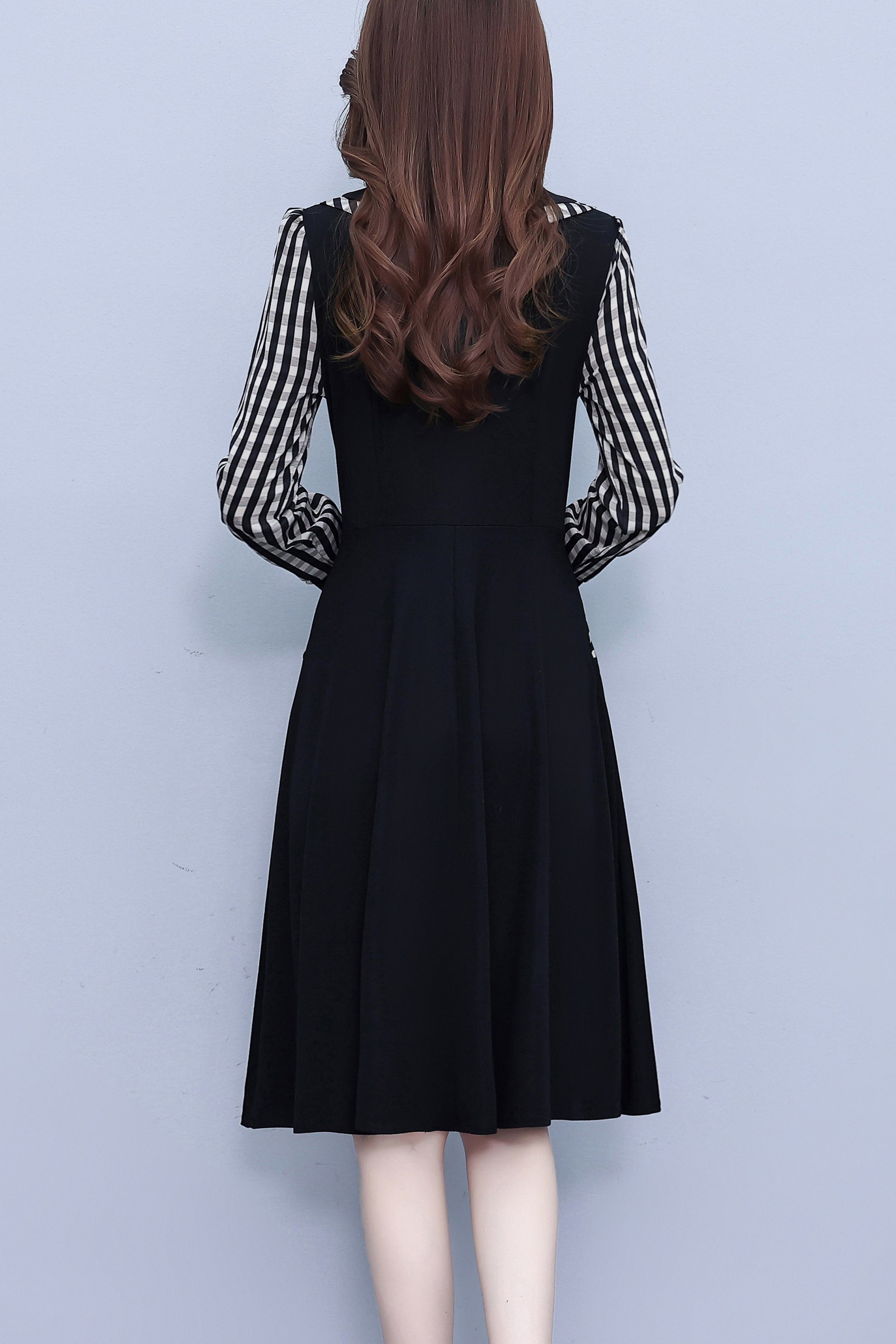 Women's Peter Pan Collar Long Sleeve Black Dress with Pocket - LAI MENG FIVE CATS