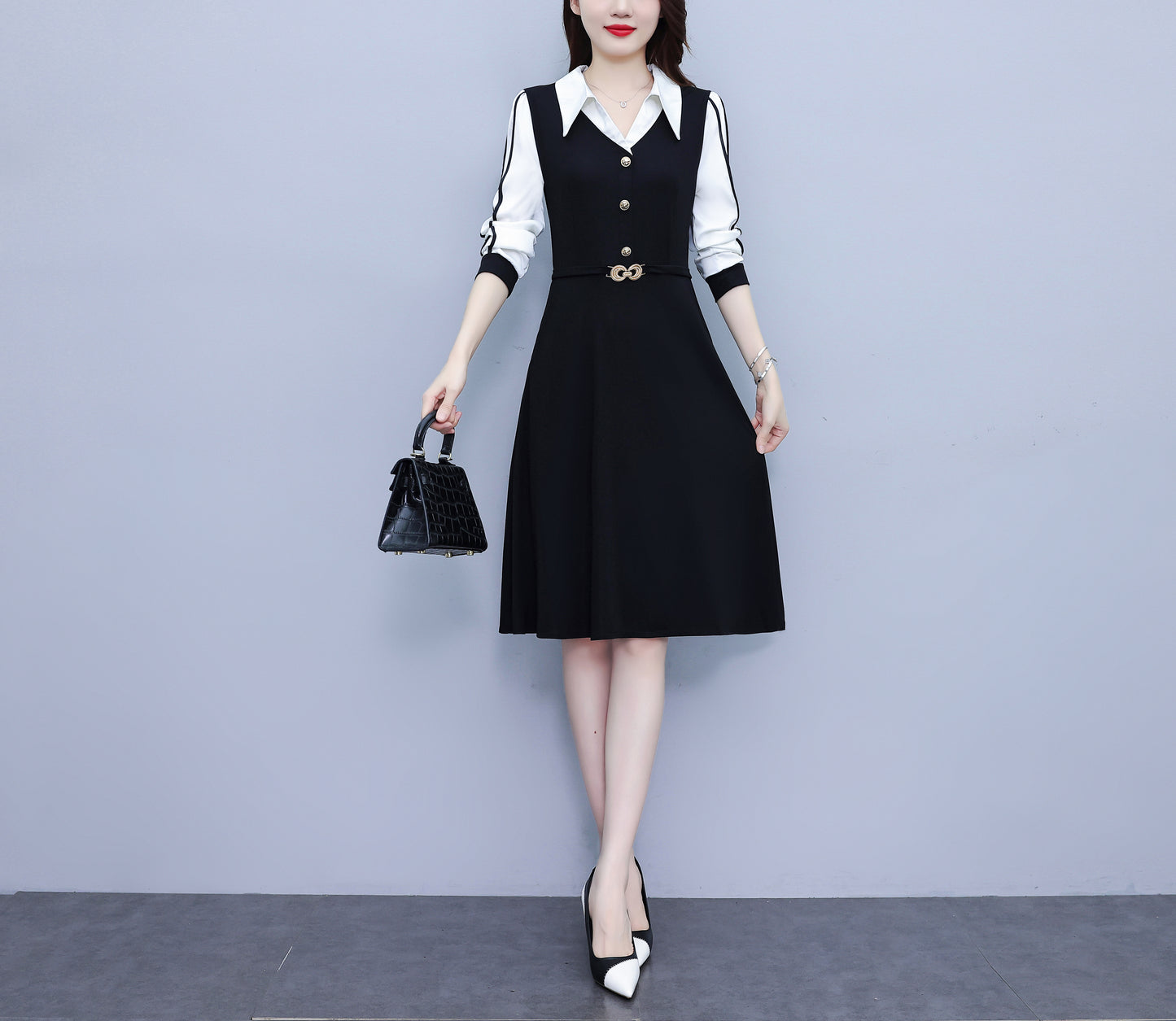 Women's V-Neck with Pockets Long Sleeve Black Dress
