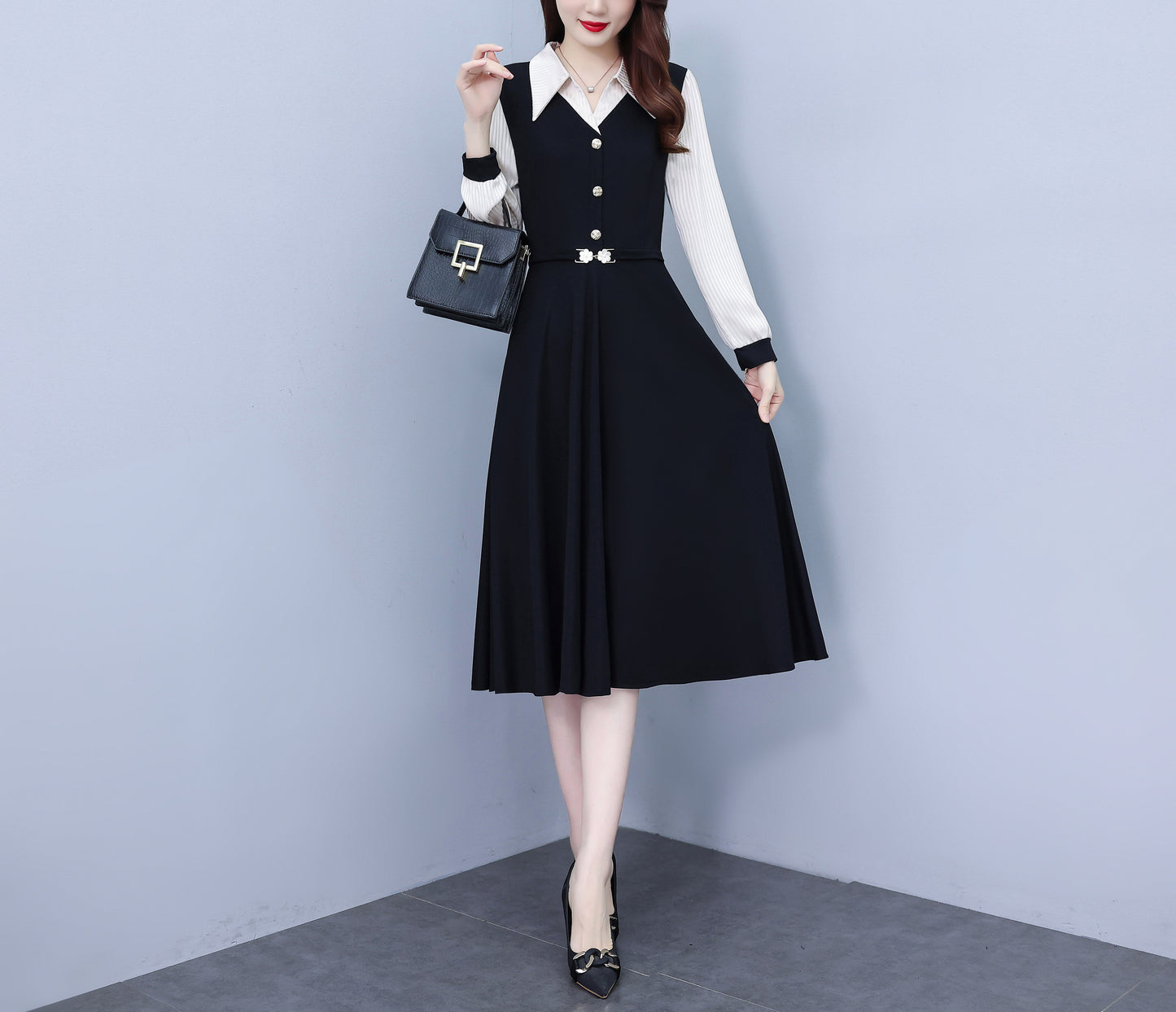 Women's V-Neck with Pockets Long Sleeve Black Dress