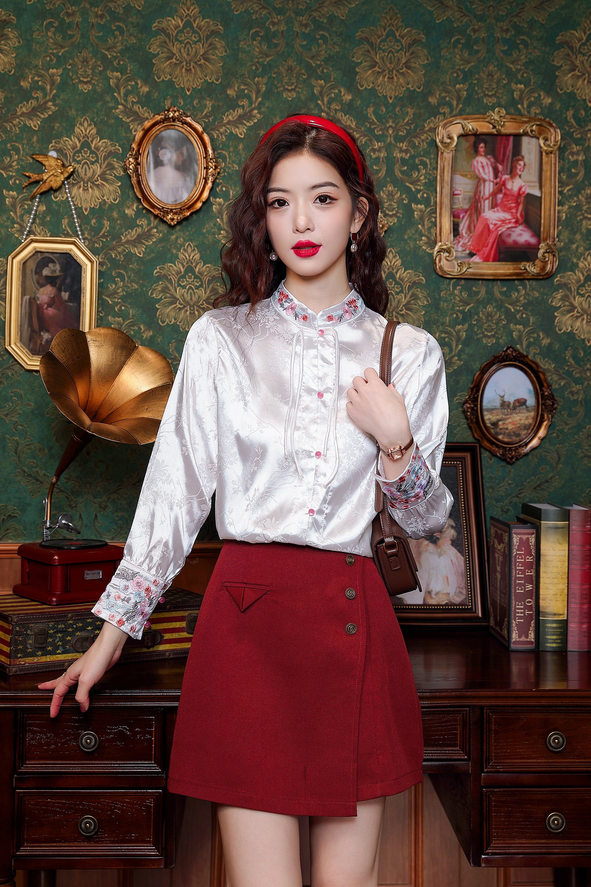 Women's Chinese Style Silk Satin Jacquard  Shirt - LAI MENG FIVE CATS