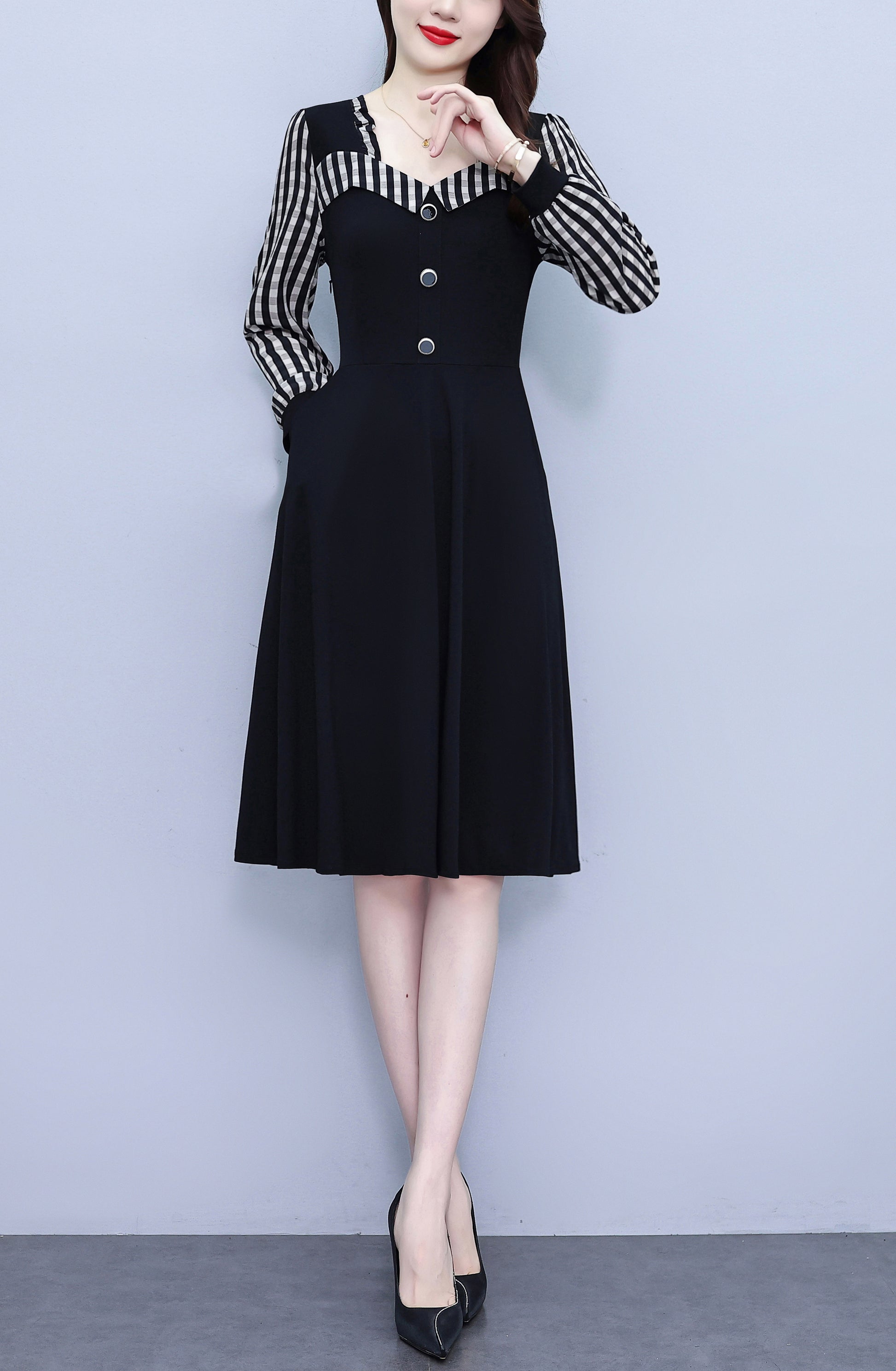 Women's Square Collar Long Sleeve Black Dress with Pocket - LAI MENG FIVE CATS