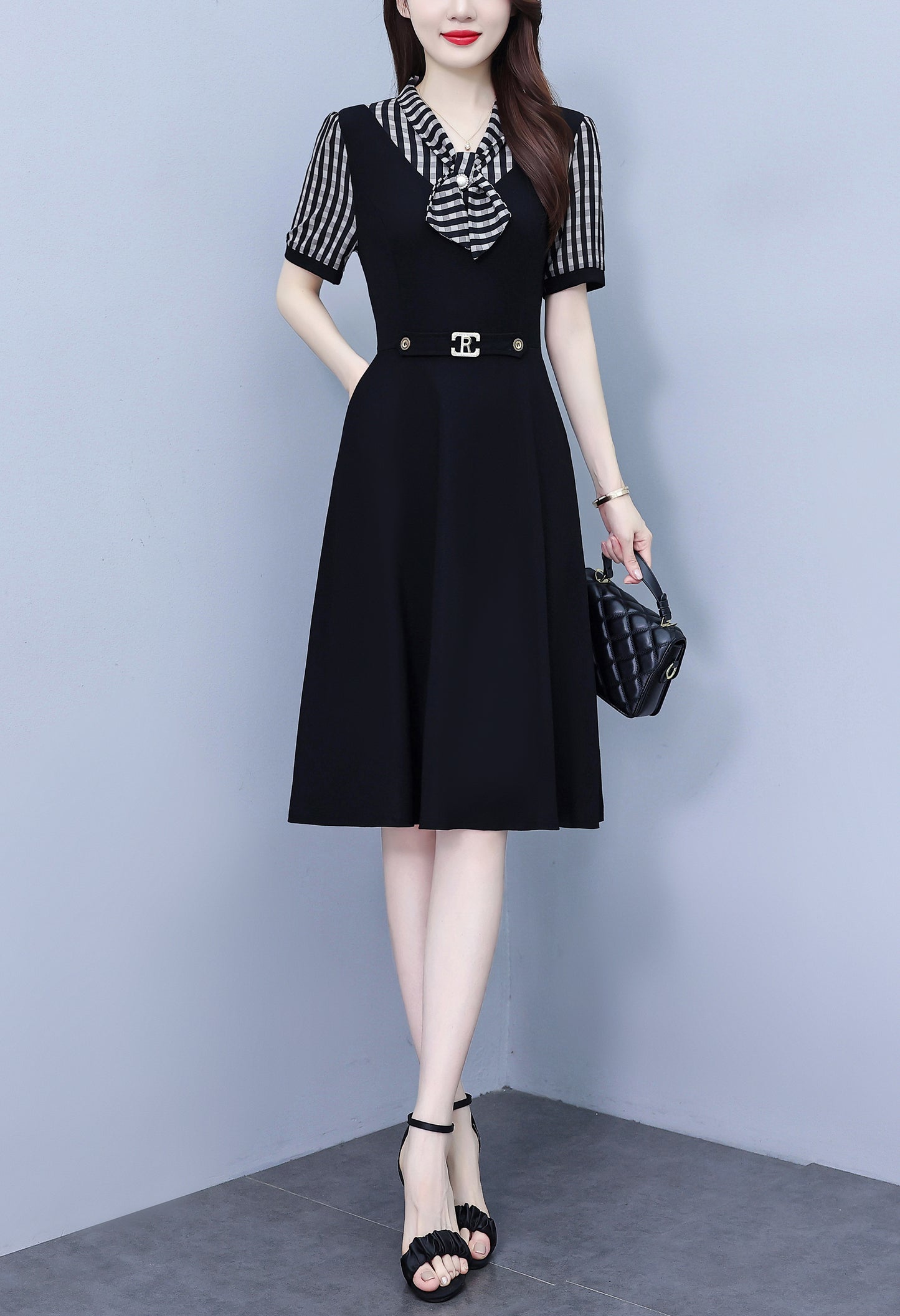 Women's Tie V-Neck Short Sleeve Pocket Midi Dress