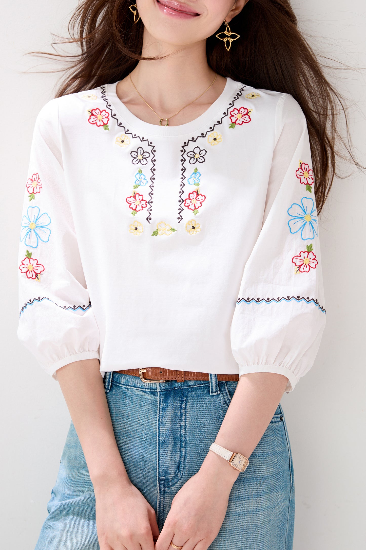 Lightweight Chic Floral Embroidered 3/4 Sleeve Summer Blouse
