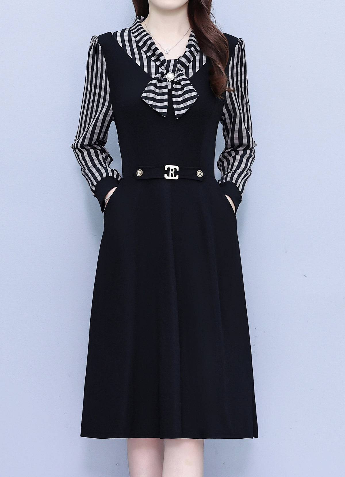 28159  Black Gingham Tie-Neck Midi Dress with Pockets - LAI MENG FIVE CATS