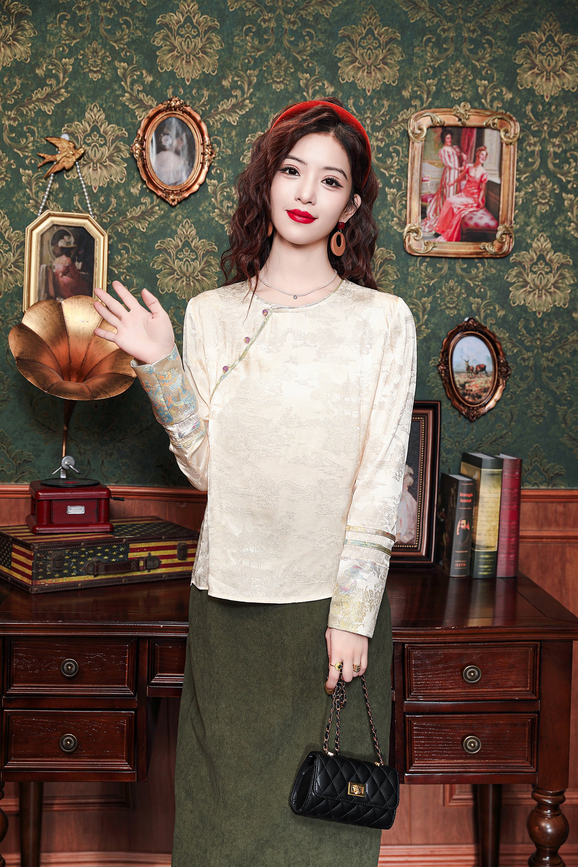 Women's Round Neck Jacquard Embroidery Blouses - LAI MENG FIVE CATS