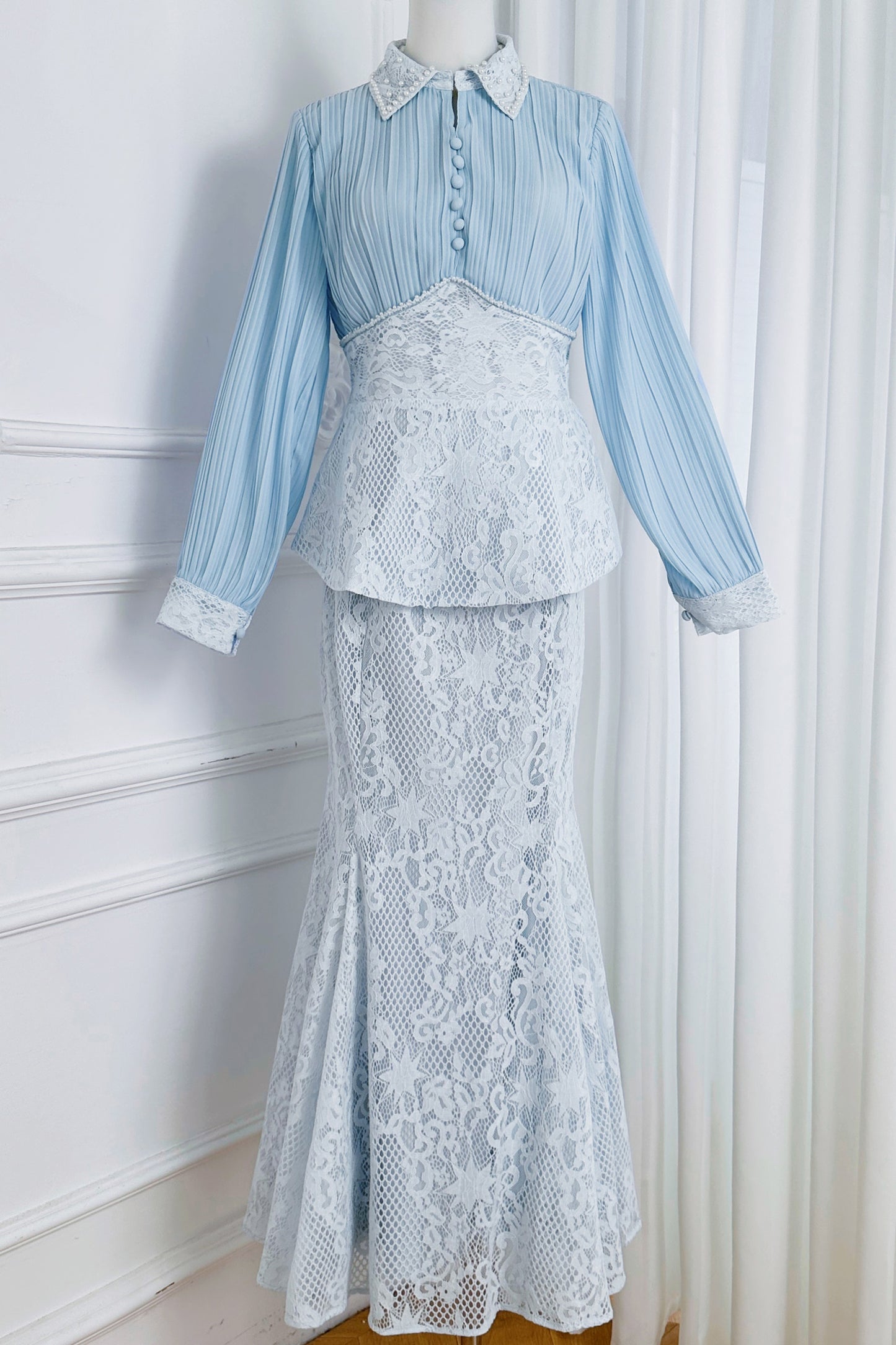 Lace Pearl Top Fishtail Skirt Two-Piece Lace Maxi Set - LAI MENG FIVE CATS
