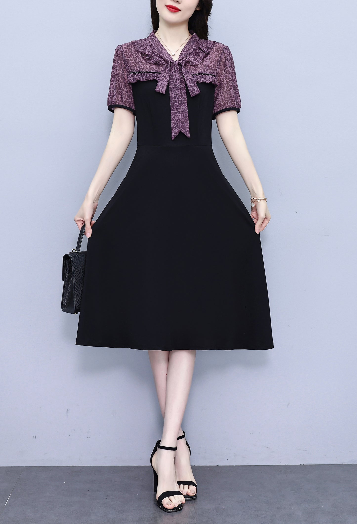 Women's Tie V-Neck Short Sleeve Pocket Midi Dress