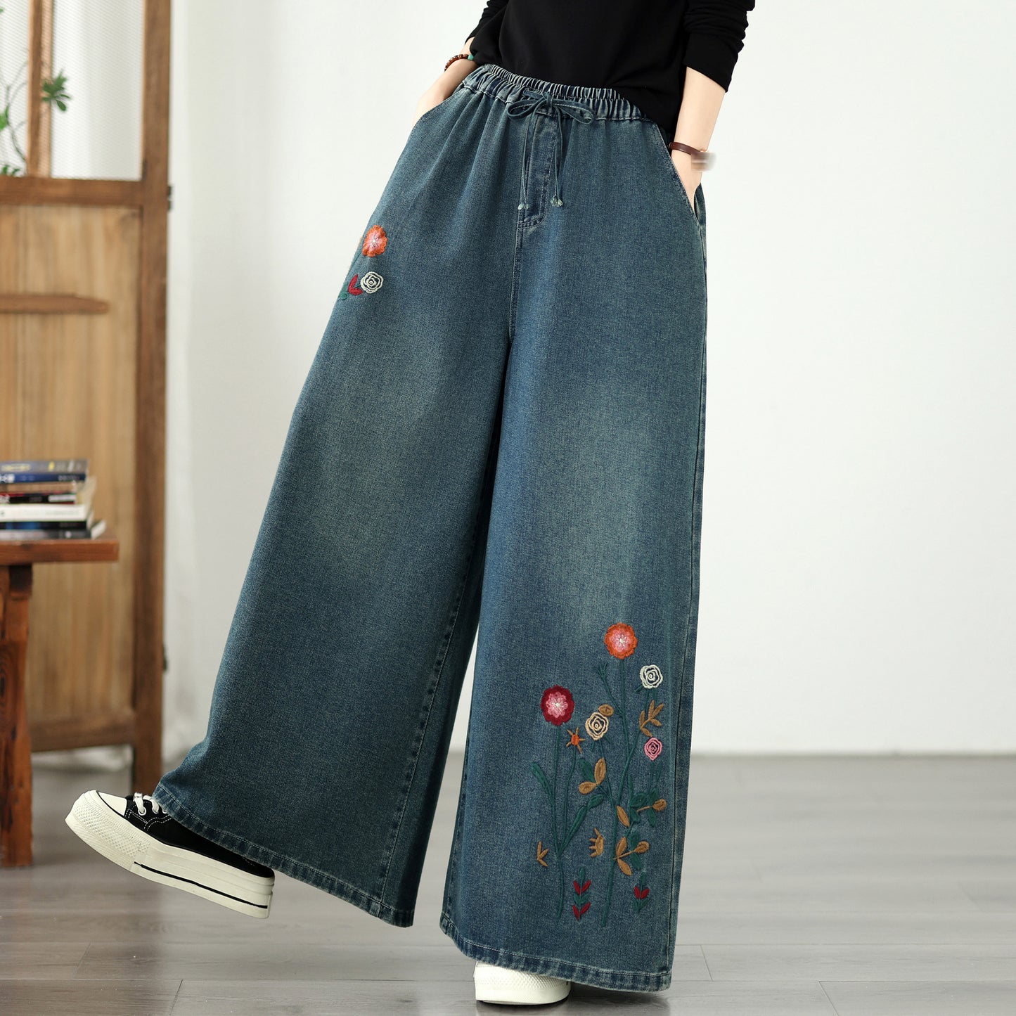 Vintage Embroidered Wide-Leg Jeans with Elastic Waist