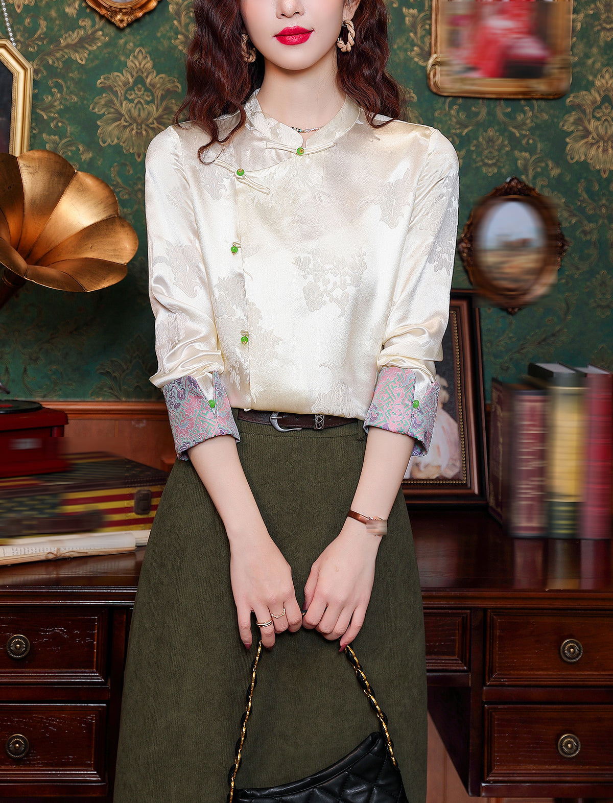 Elegant Chinese Style Jacquard Blouse with Vintage Buttons