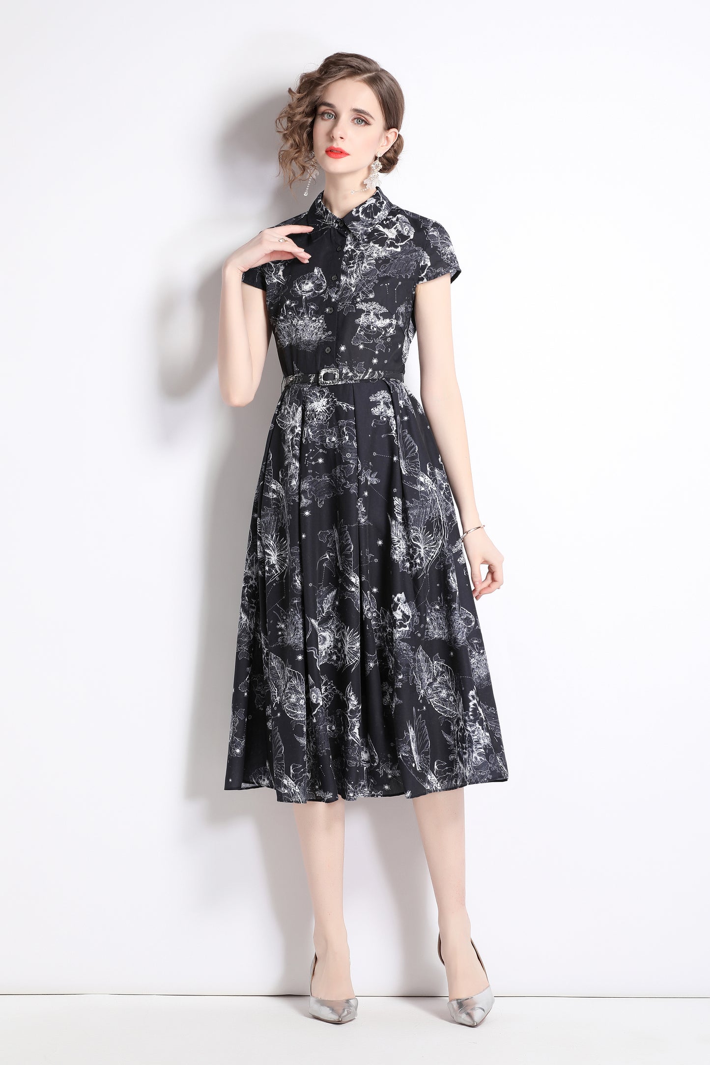 Women's Short Sleeves Printed Buttons Midi Dress