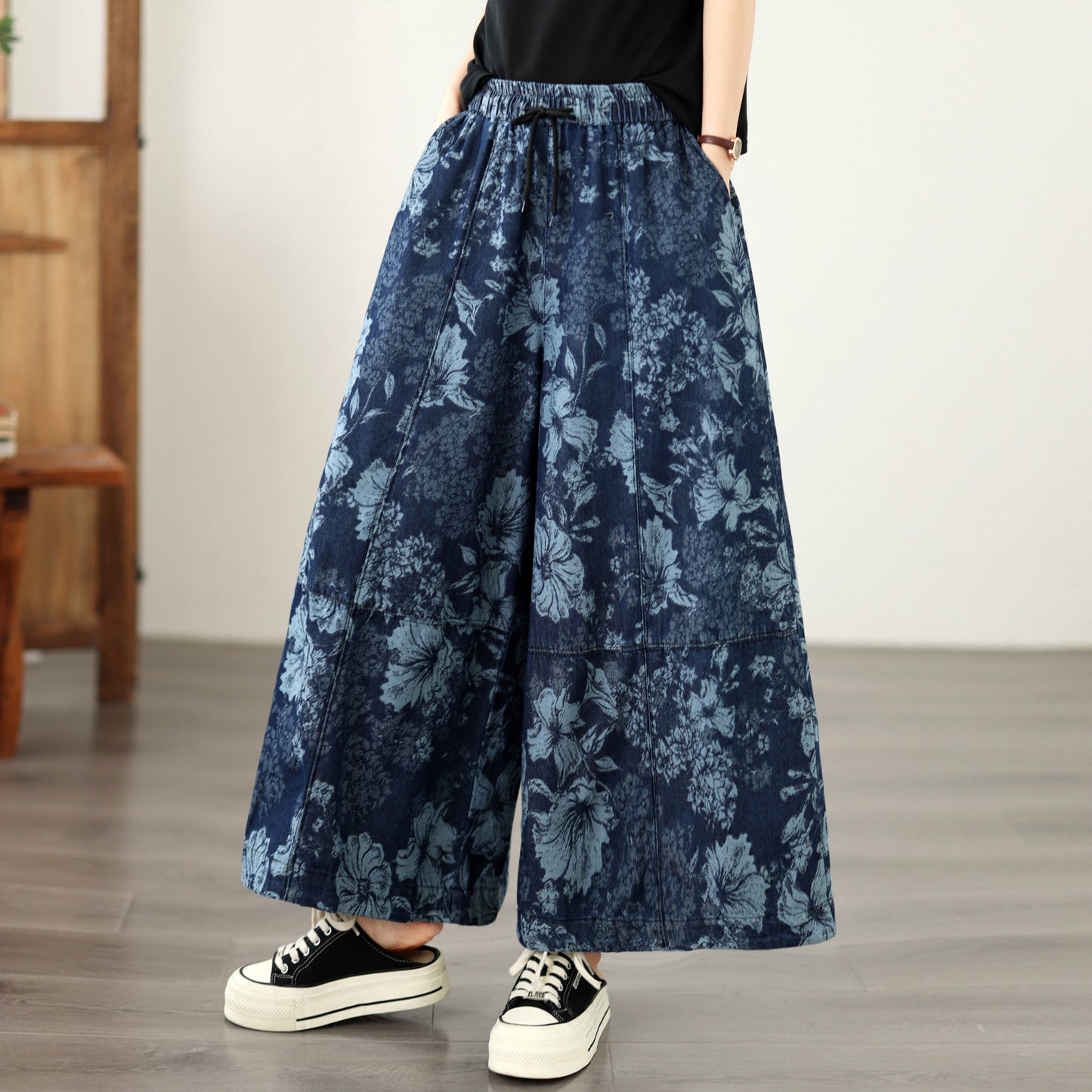 Floral Print Lightweight Wide Leg Denim Pants