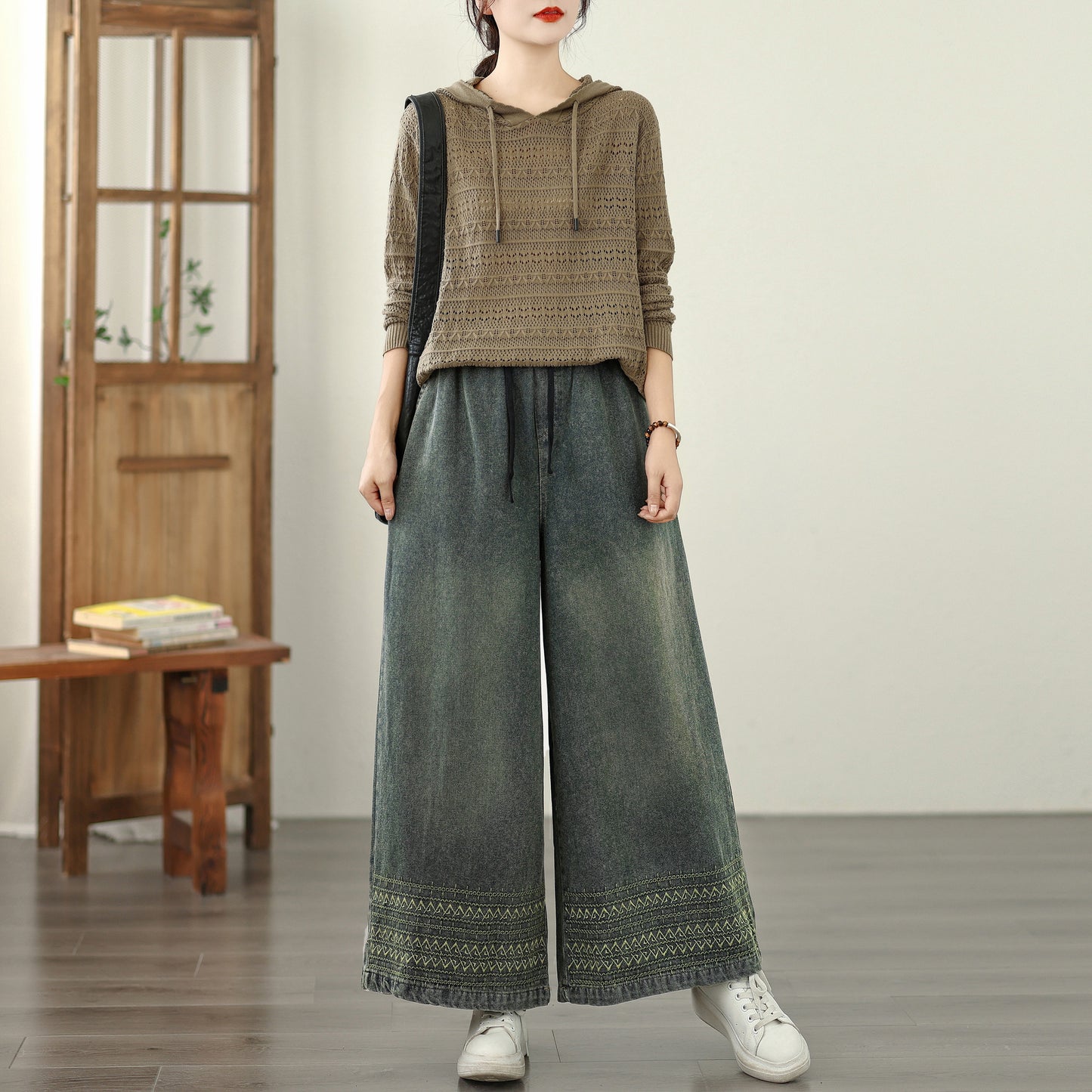 Women's Baggy Jeans Embroidery Drawstring Wide Leg