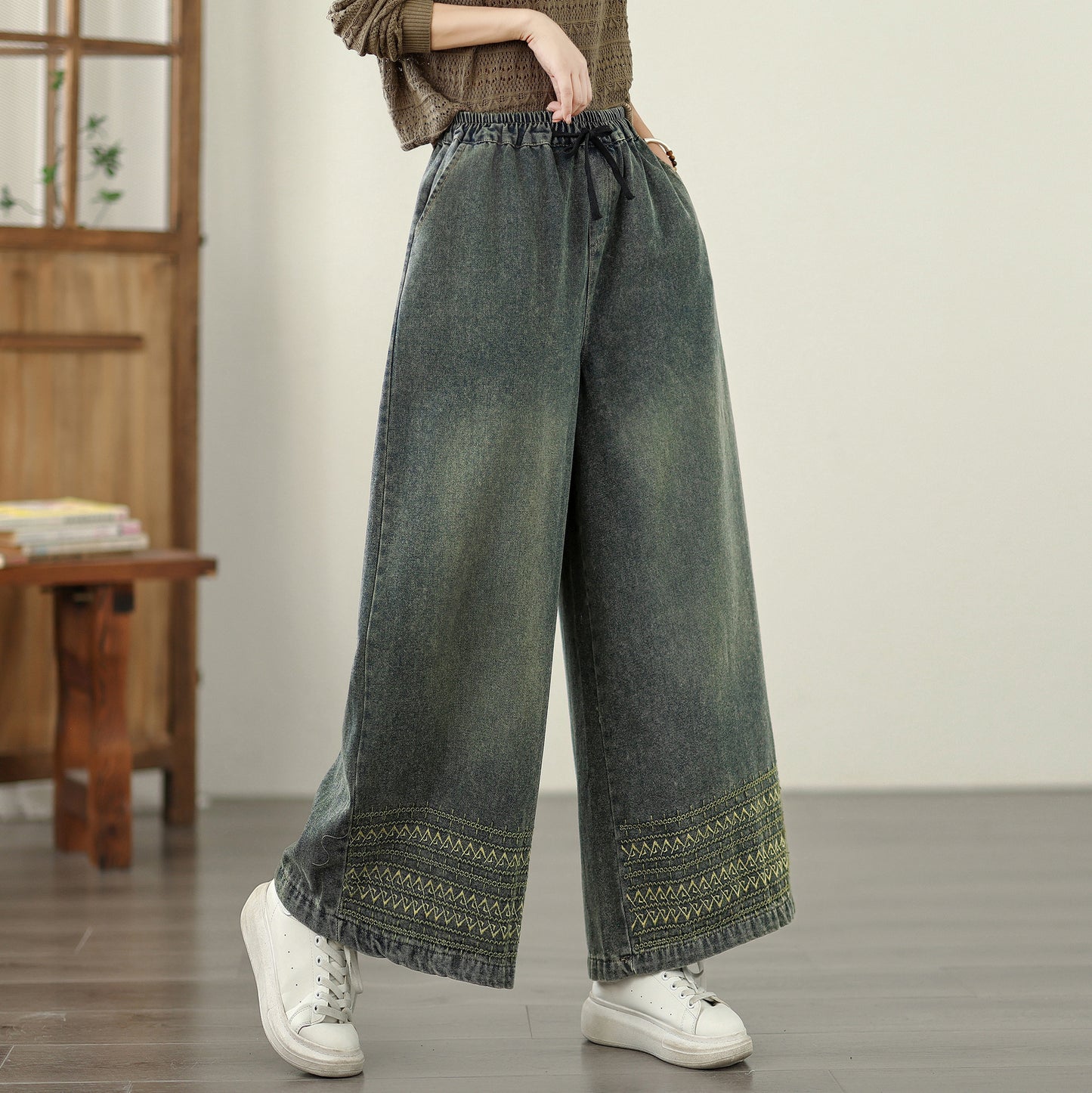 Women's Baggy Jeans Embroidery Drawstring Wide Leg
