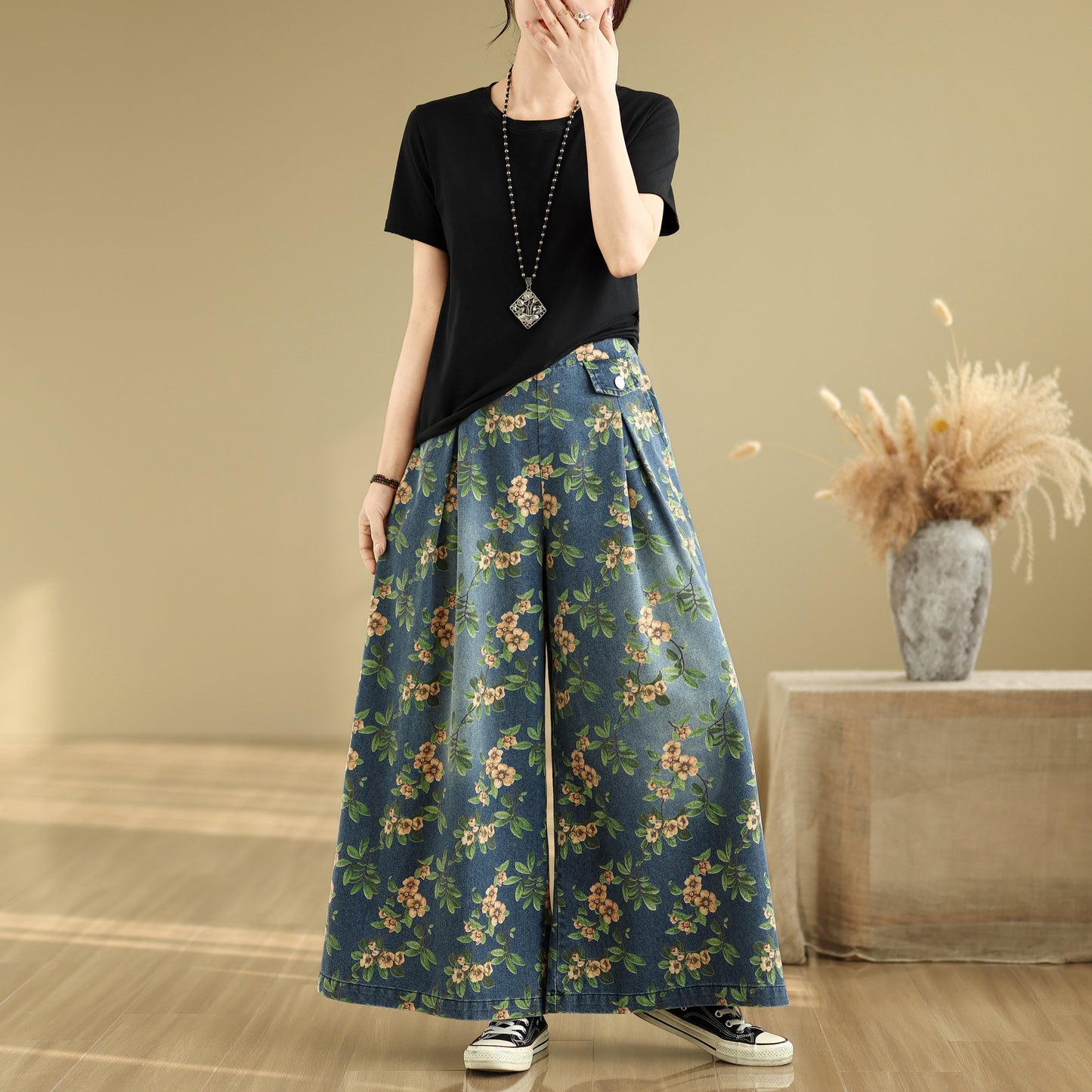 Women's Loose Jeans Elastic Waist Wide Leg Pants