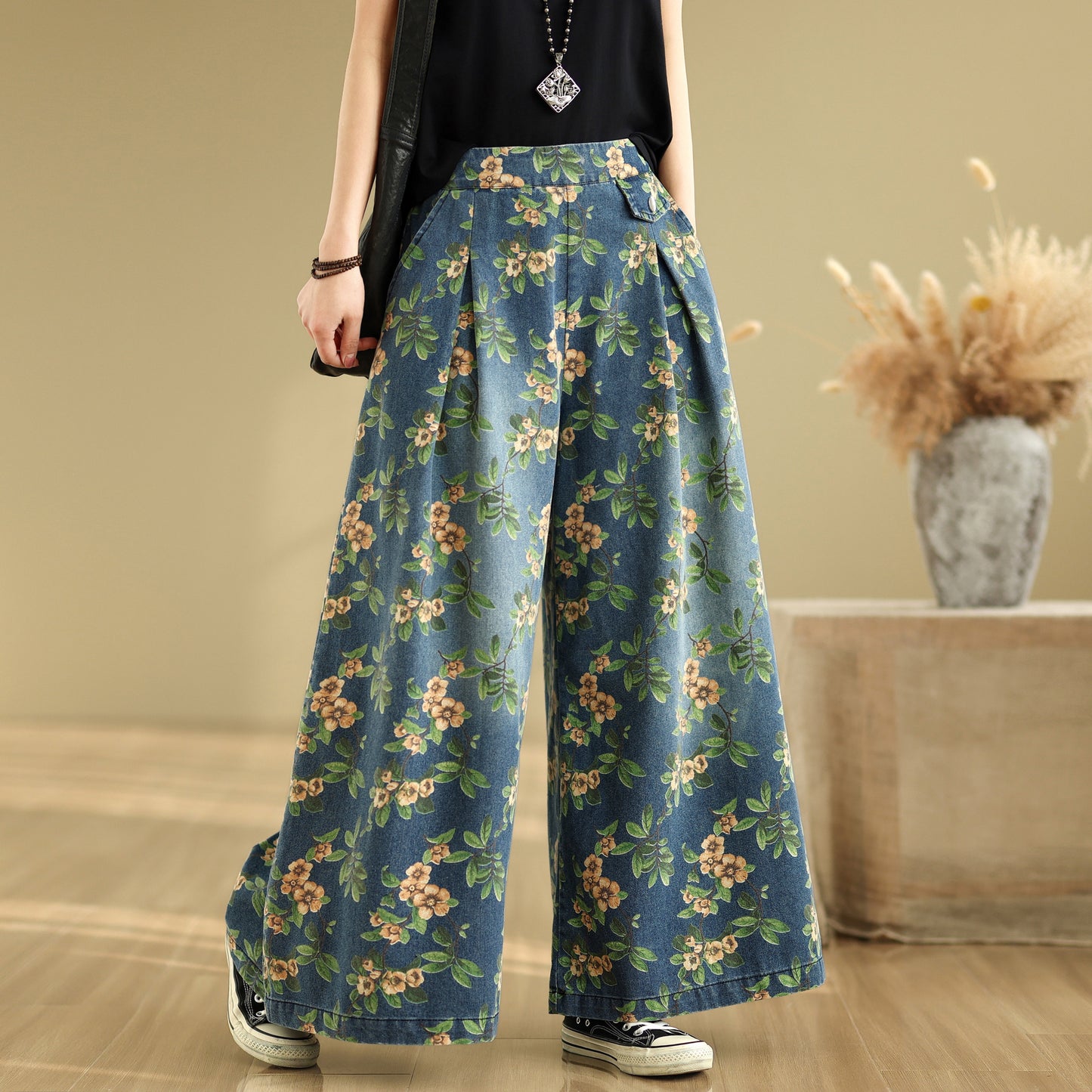 Women's Loose Jeans Elastic Waist Wide Leg Pants