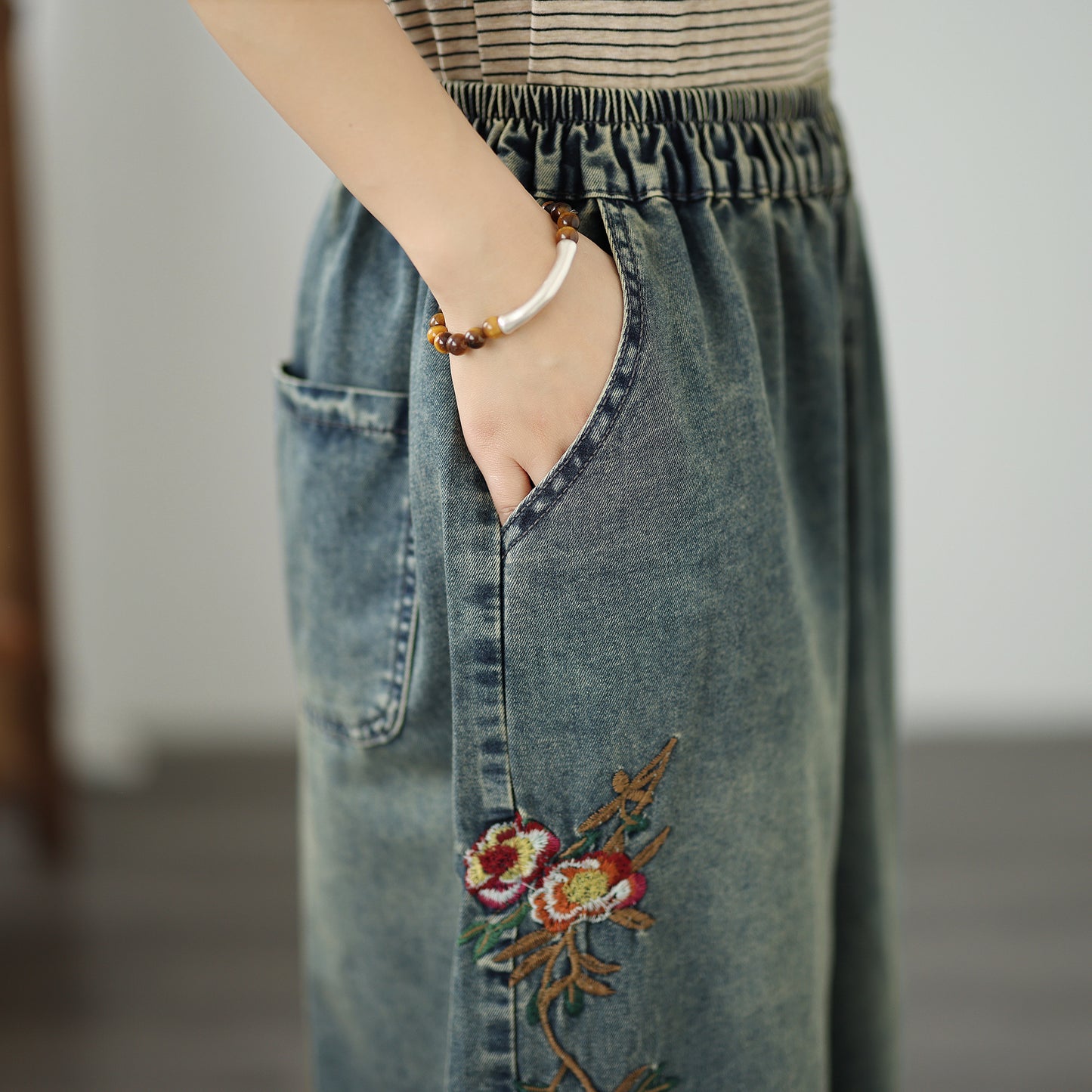 Comfy Embroidered Denim Pants – Wide Leg Cropped Jeans for Summer - LAI MENG FIVE CATS