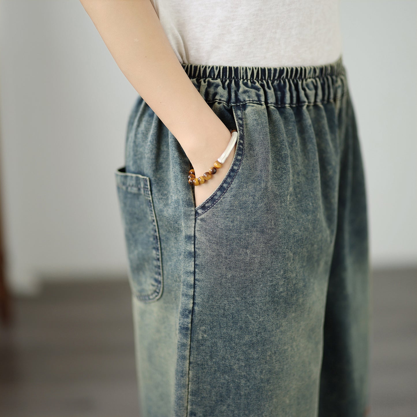 Women’s Embroidered Wide-Leg Cropped Denim Pants – Elastic Waist Casual Summer Jeans - LAI MENG FIVE CATS